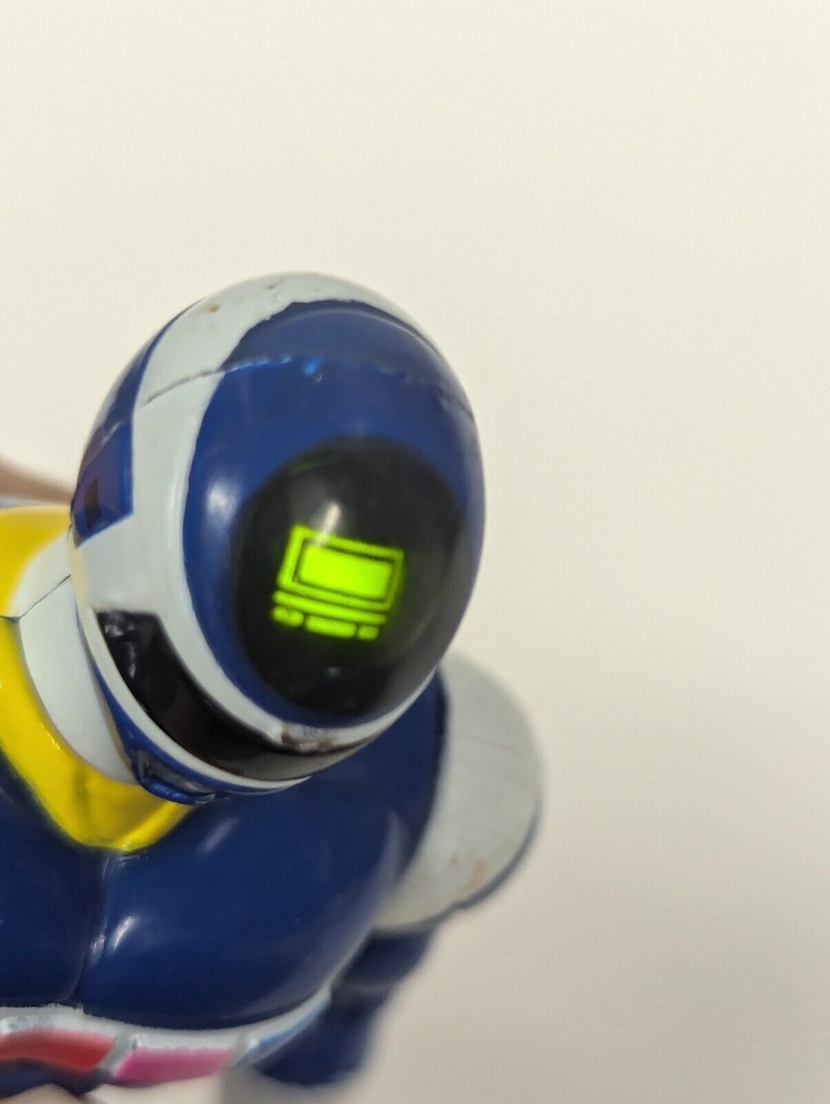 Vintage 1997 Power Rangers In Space Blue Ranger with Broken Leg, Light Works