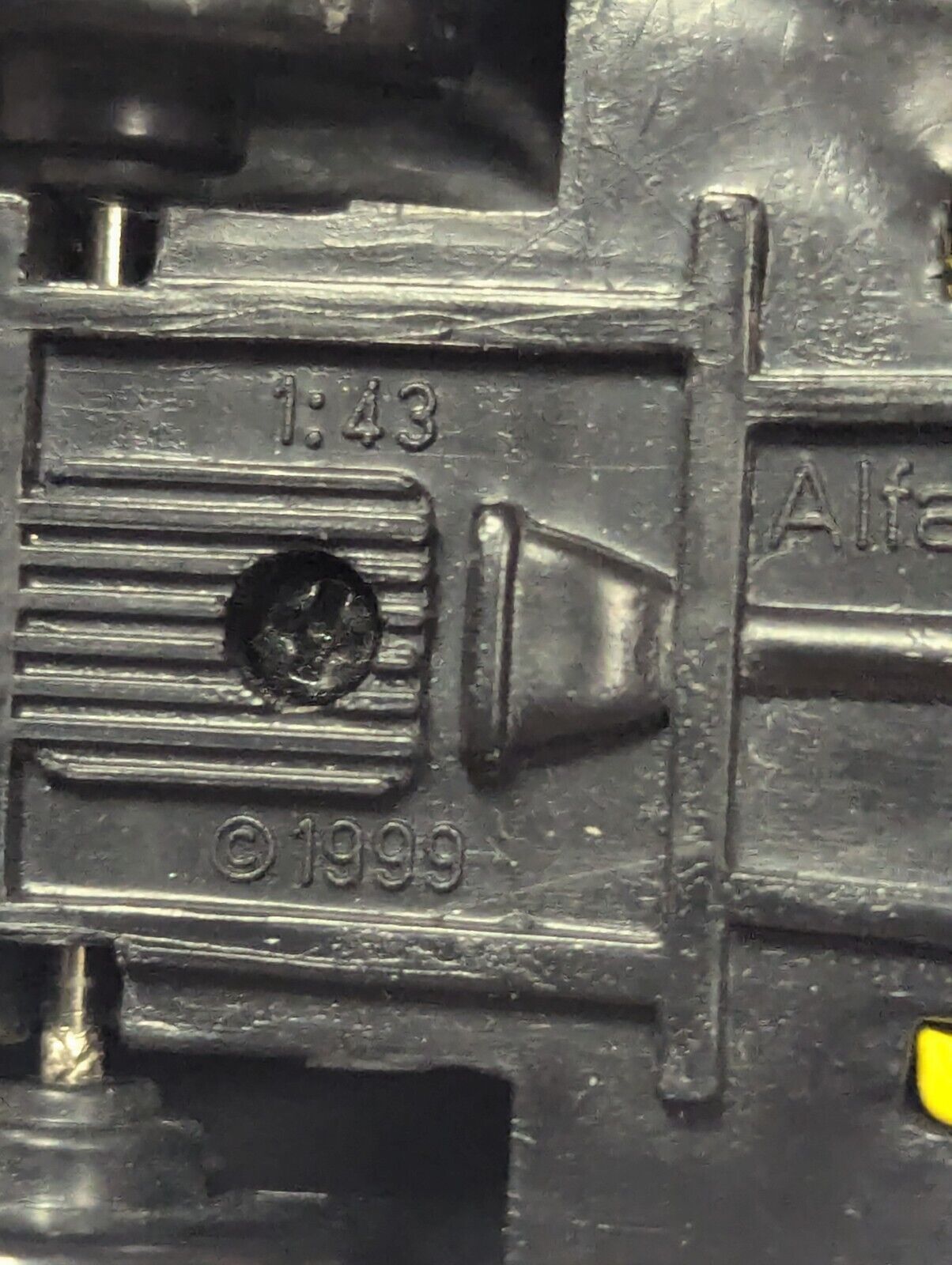 1999 New Ray Alfa Romeo 1938 8C 2900 Yellow 1:43 Diecast Vehicle Car