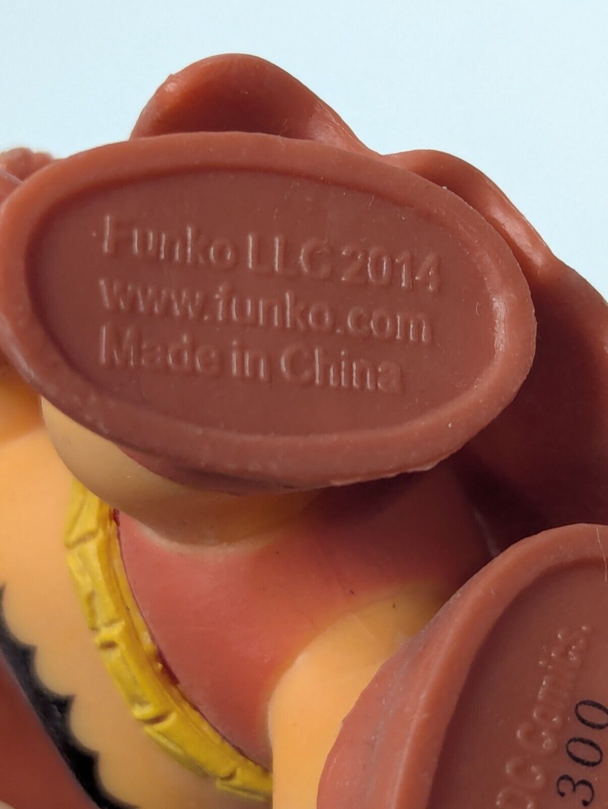 2014 Funko POP! Batman #01 Orange Entertainment Earth Exclusive