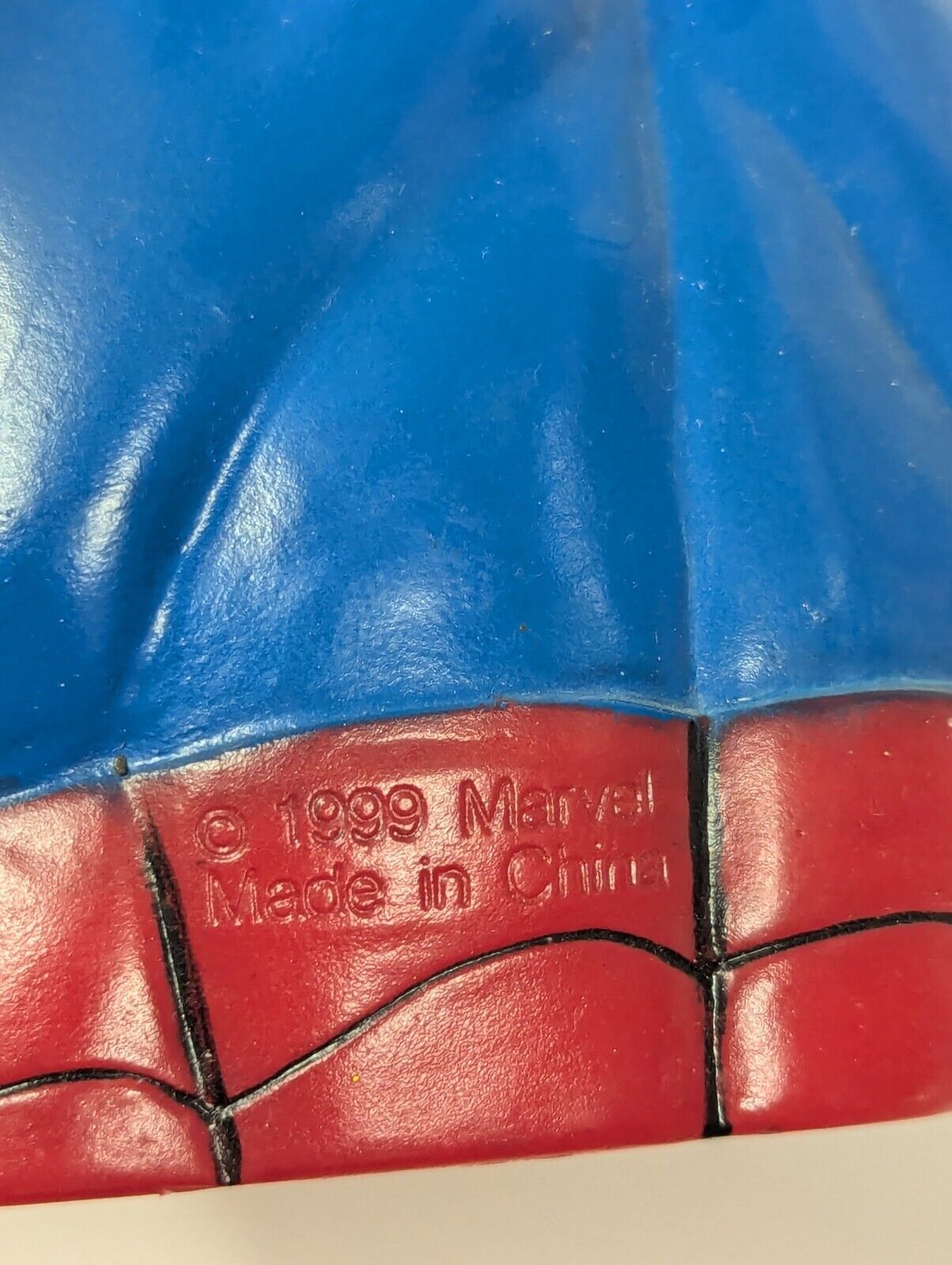 1999 Vintage Marvel Spider-Man Plastic Bust Piggy / Coin Bank