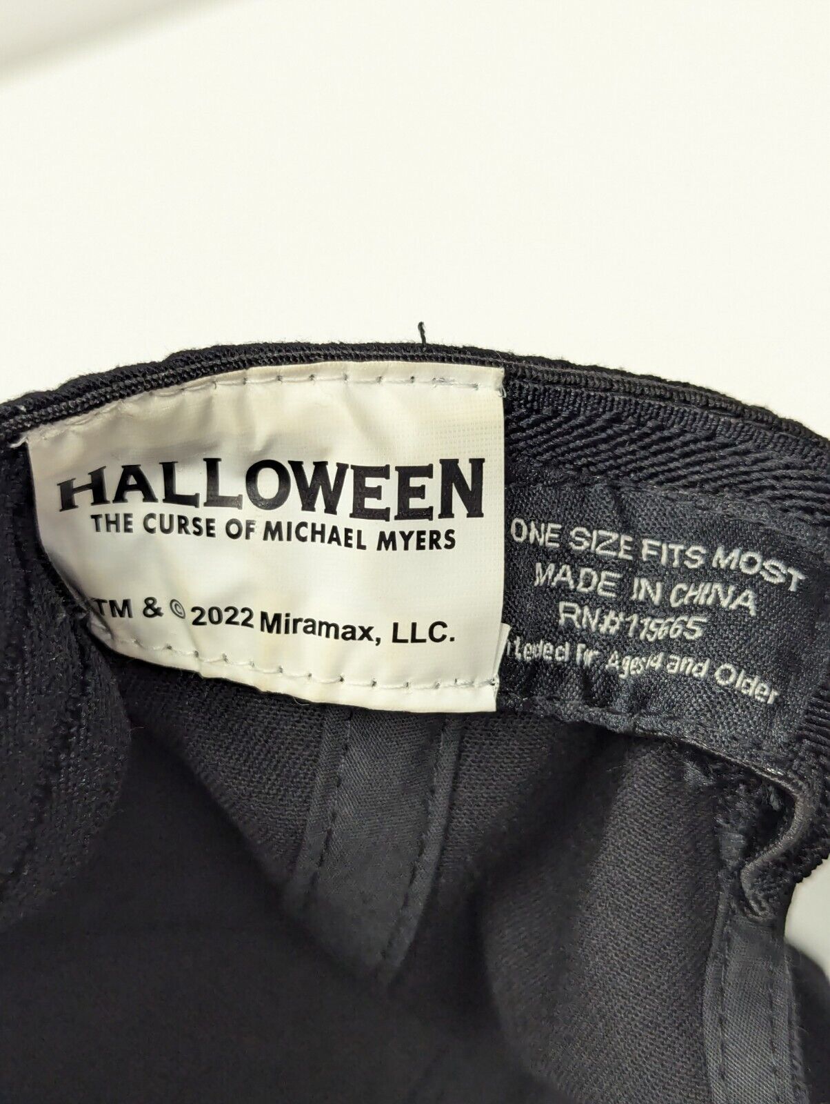 HALLOWEEN THE CURSE OF MICHAEL MYERS BIOWORLD ELITE FLEX SNAPBACK HAT