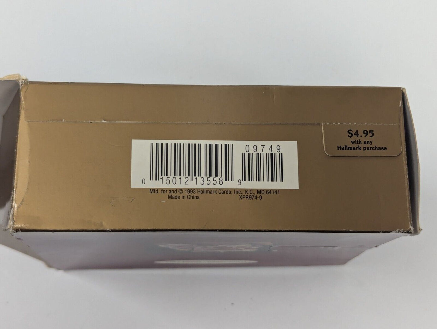 HALLMARK KEEPSAKE ORNAMENT: THE BEARINGERS, FLICKERING LIGHT FIREPLACE 1993