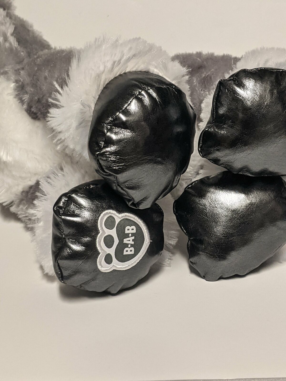 Build-A-Bear SILVER SNOW Christmas Reindeer 18” W/Medallion-