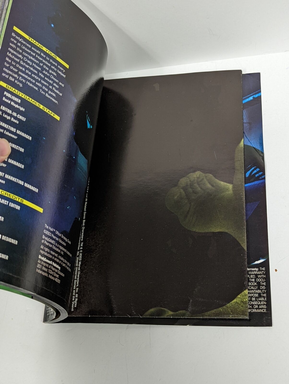 HULK Official Strategy Guide with Poster Inside USED