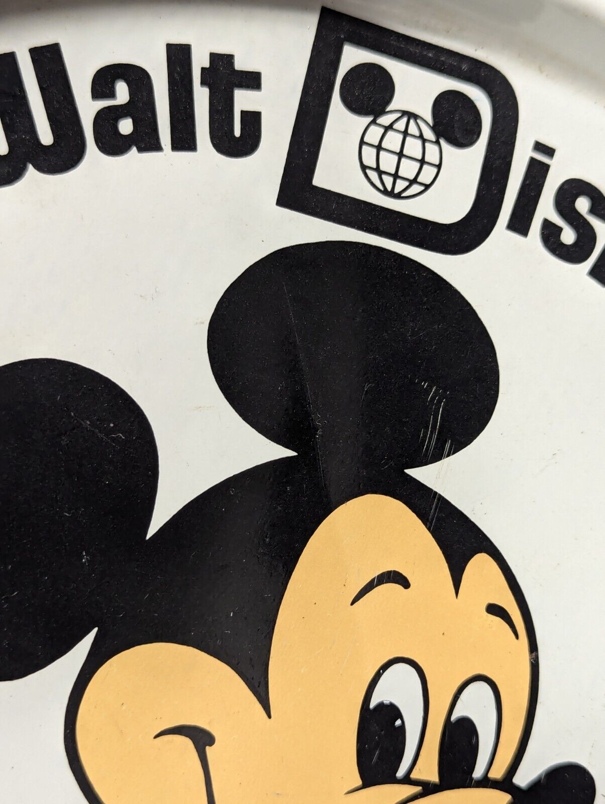 WALT DISNEY WORLD 11" Round MICKEY MOUSE TRAY -- Walt Disney Productions, 1970's