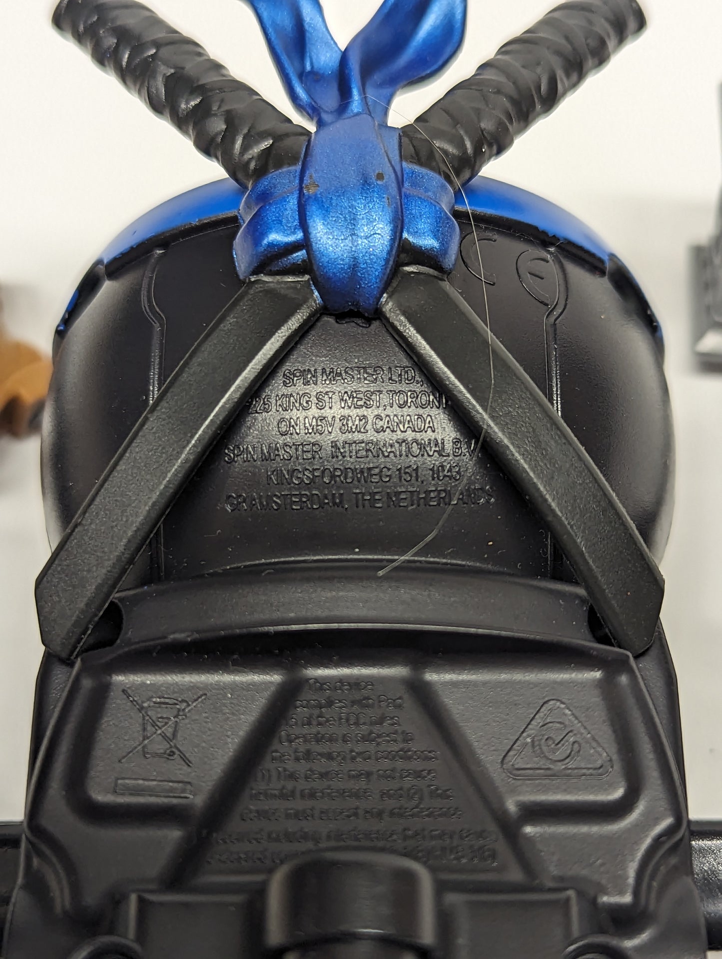 Spinmaster Ninja Bots Battling Robots black with Boot & Hammer USED 1C