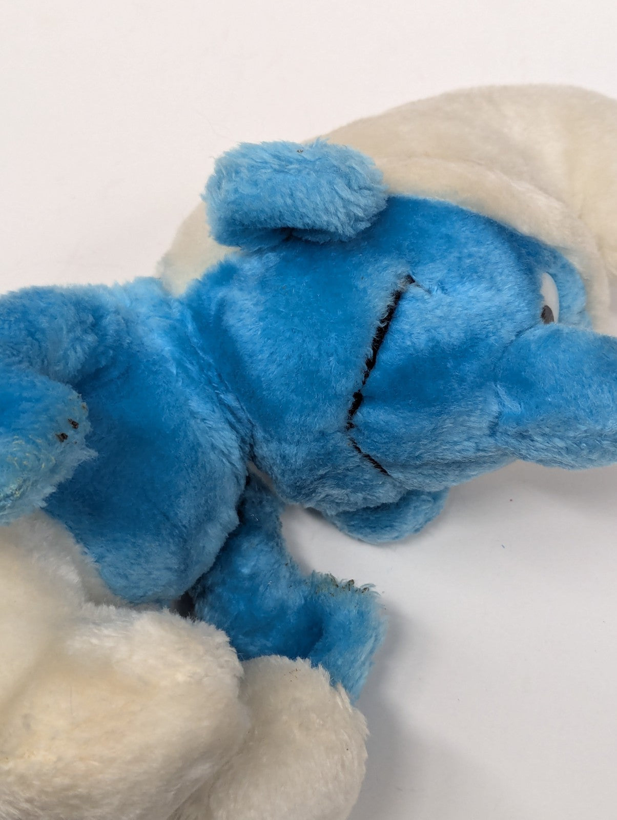 Vintage 11" Smurf Stuffed Plush Toy-PEYO-1979-cartoon-Wallace Berrie-Blue white