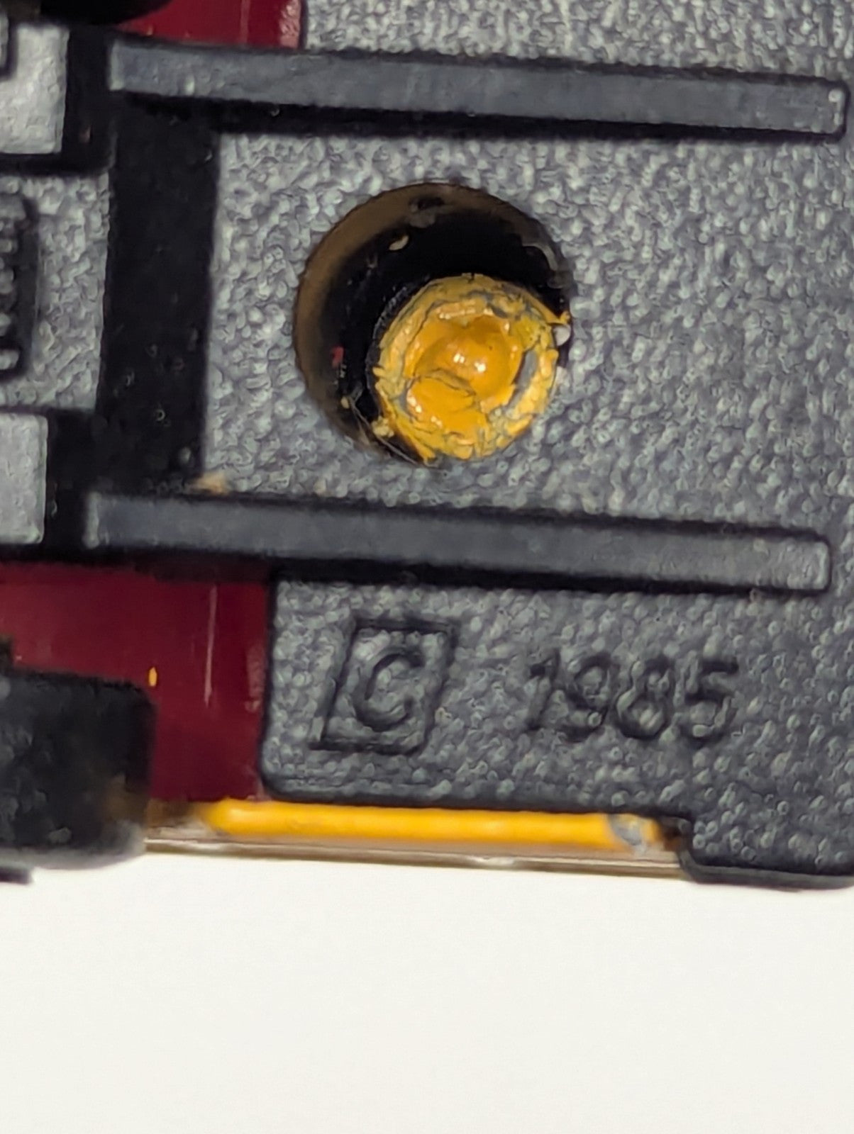 1985 MATCHBOX ELEMENTARY SCHOOL DIECAST BUS