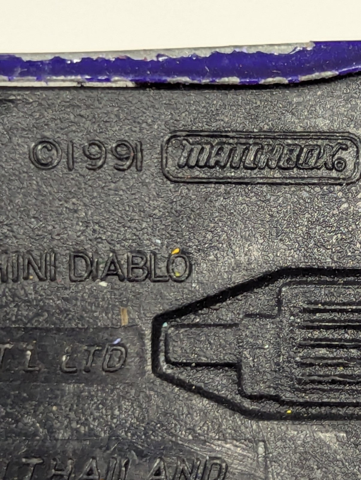 1991 Matchbox Super Cars Lamborghini Diablo Blue-Purple