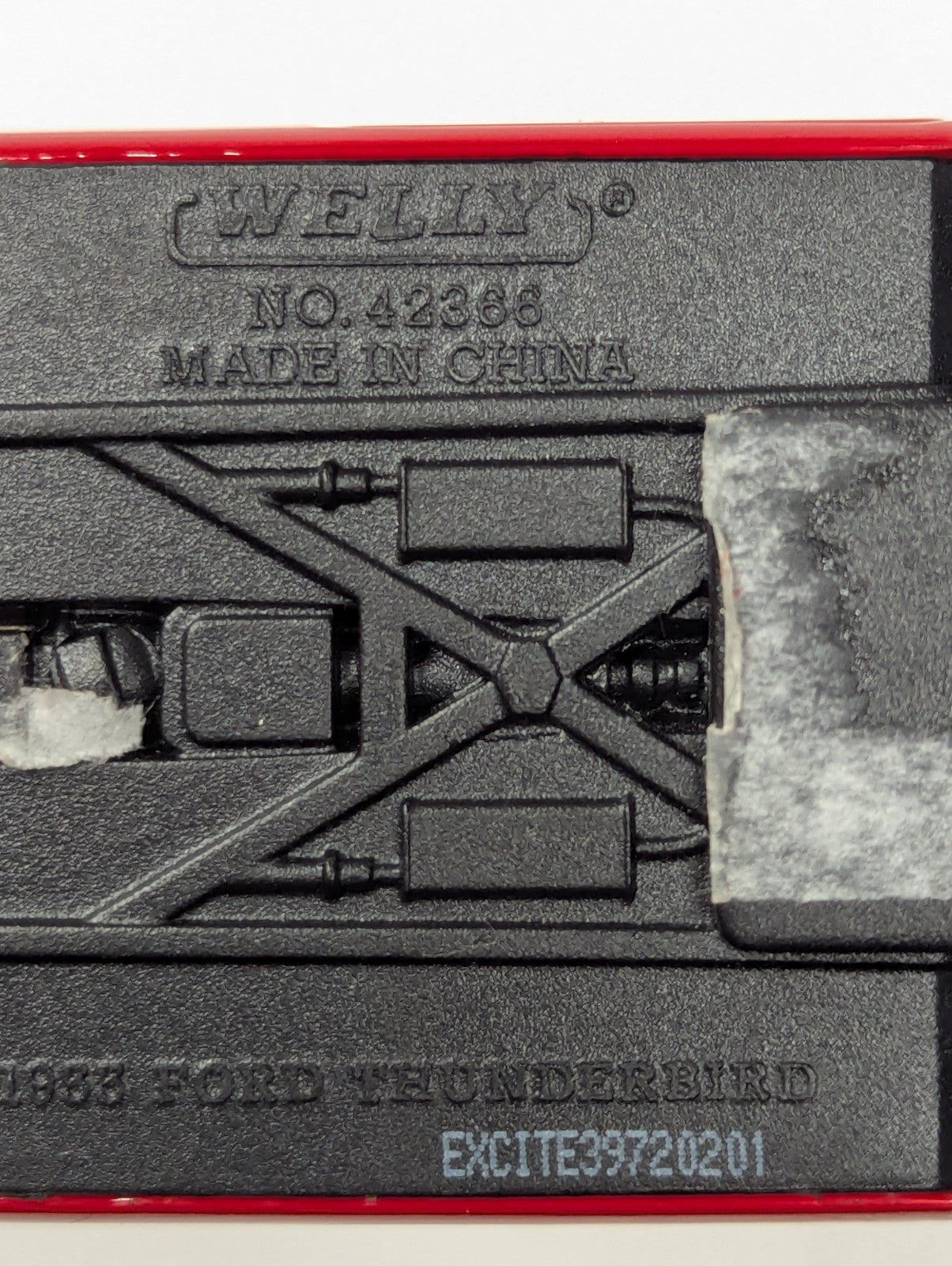 Welly 1/34 1955 FORD THUNDERBIRD (HARD-TOP), Red Diecast Metal Model (#42366H)