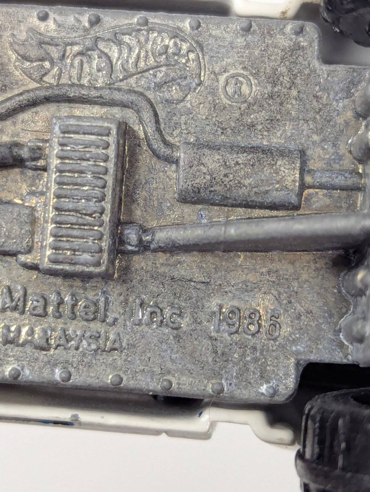 Hot Wheels 1986 Military Tail Gunner Pickup White Camo Camouflage Turret Gun