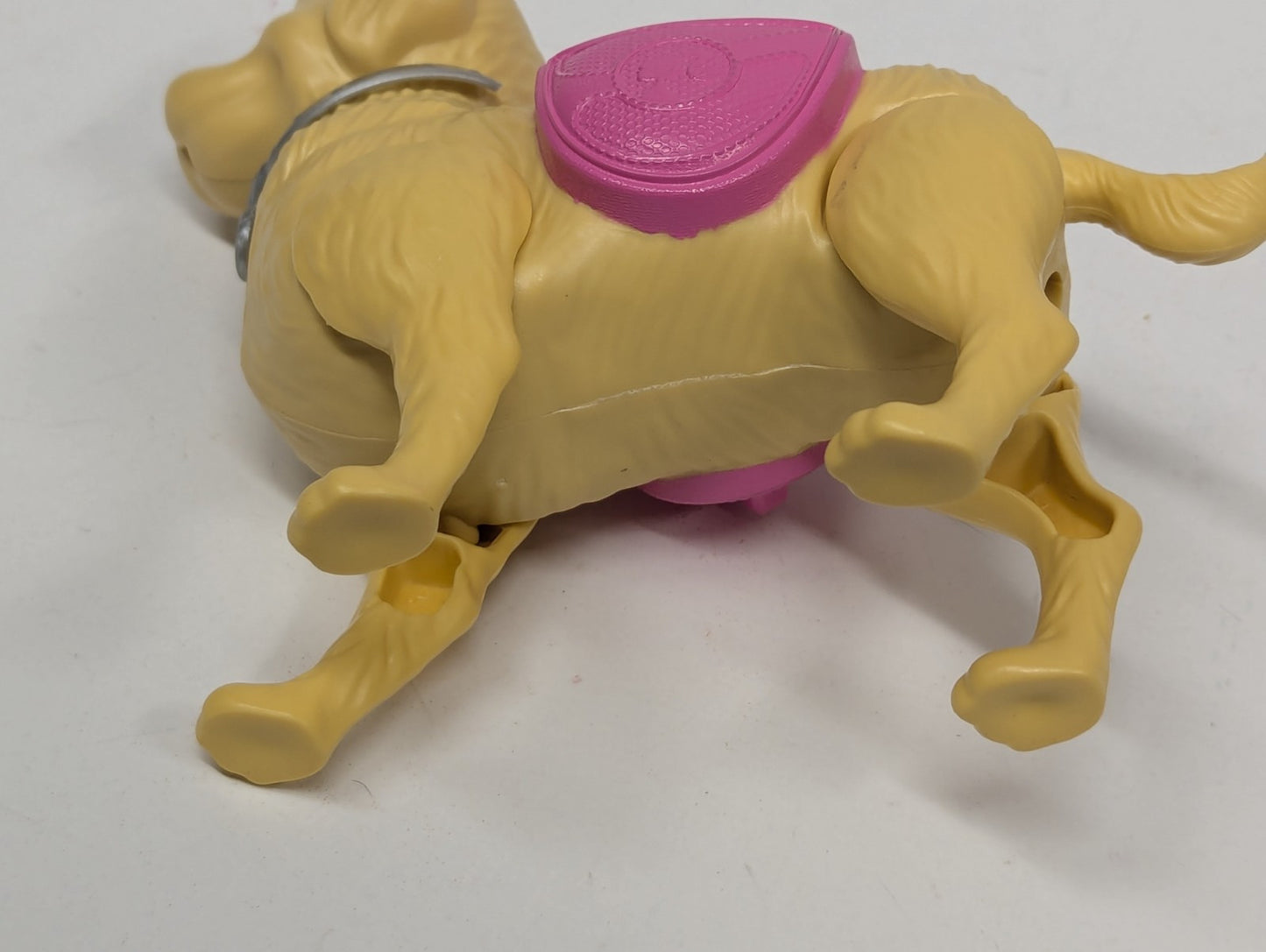 Barbie Golden Retriever Pet Dog - Wind Up Walk & Potty Pup - Mattel