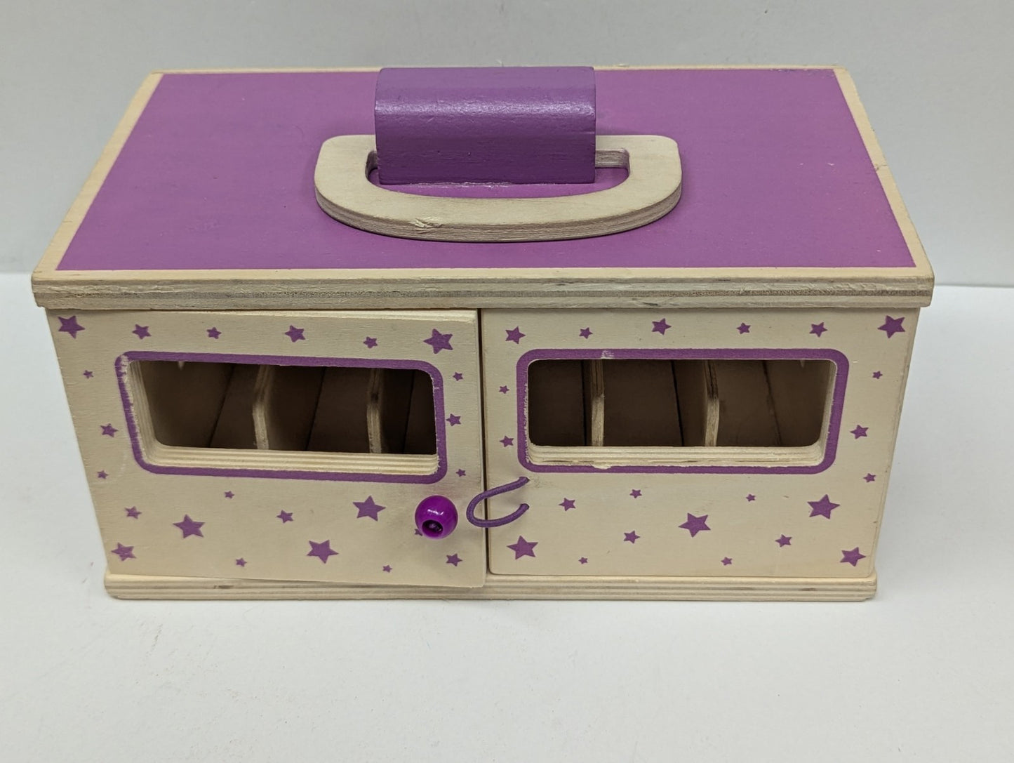 Breyer Horses - Unicorn Magic Wood Carry Stable With 6 Unicorns (2 Broken Legs)