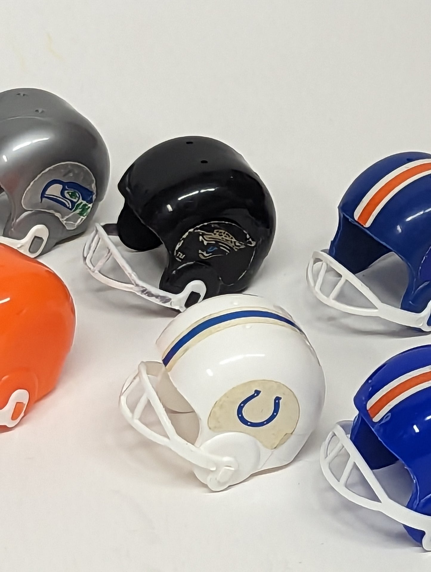 8 Vintage Mini Football Helmet Vending Machine Loose As is 1A