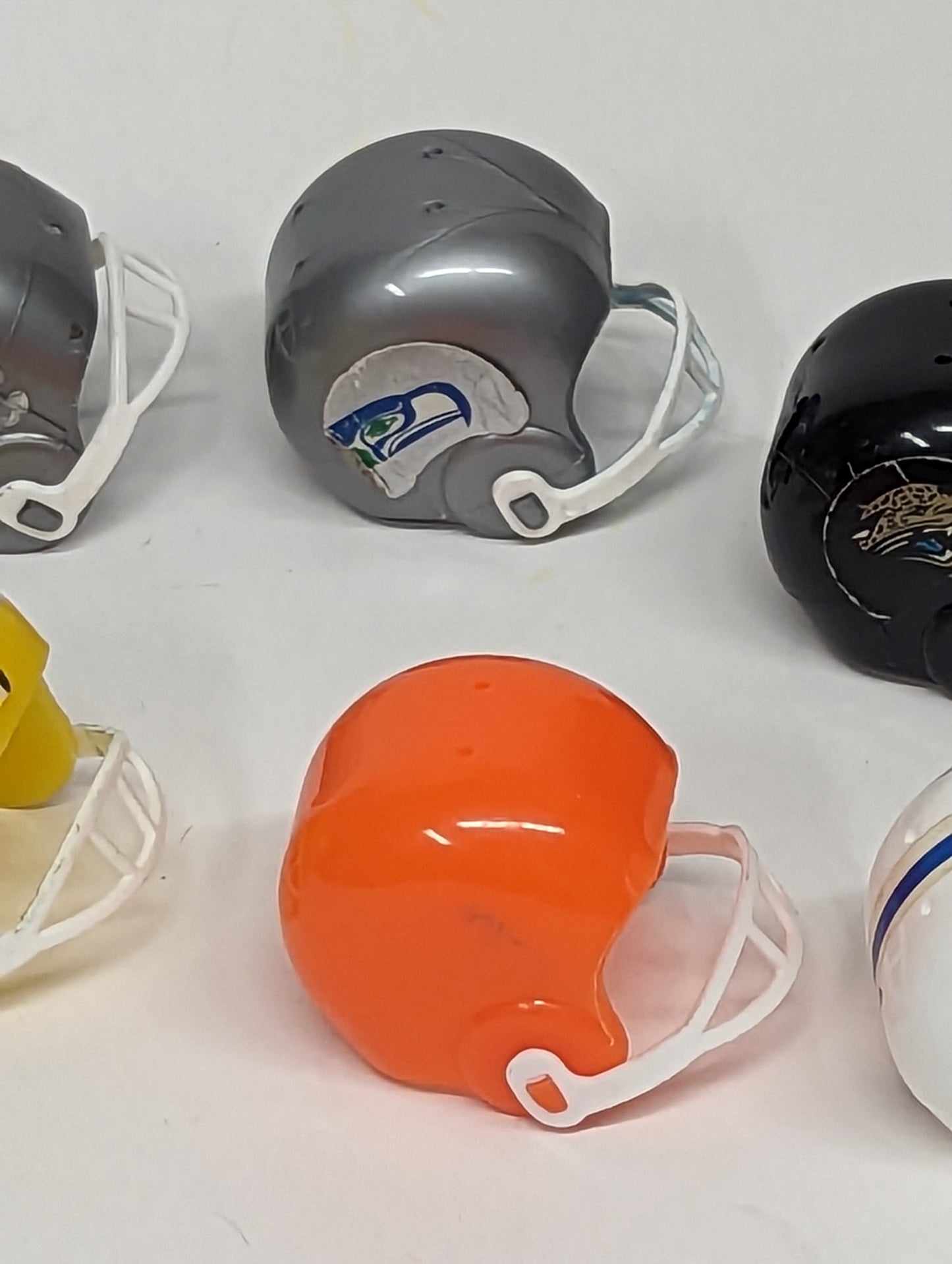 8 Vintage Mini Football Helmet Vending Machine Loose As is 1A