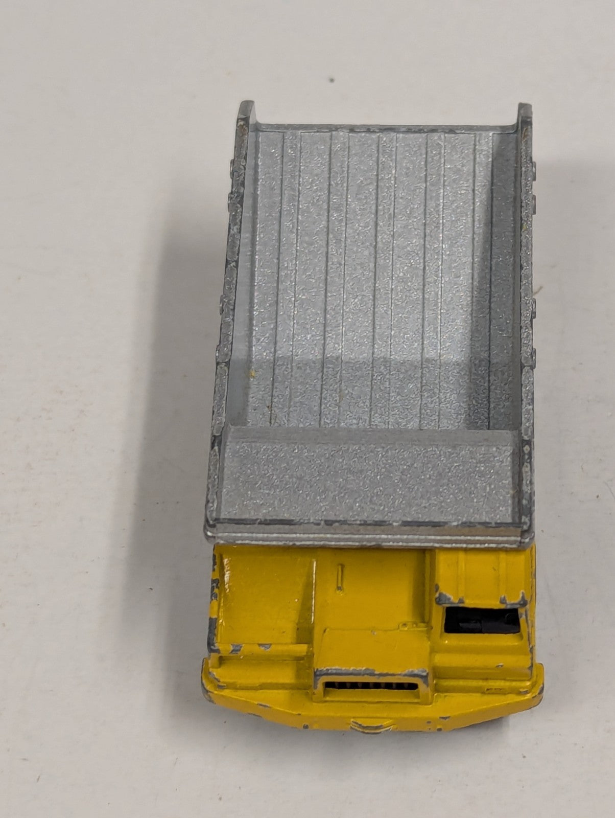 Majorette No. 274 Benne Carriere Dump Truck Yellow & Silver  ECH 1/100 Die Cast