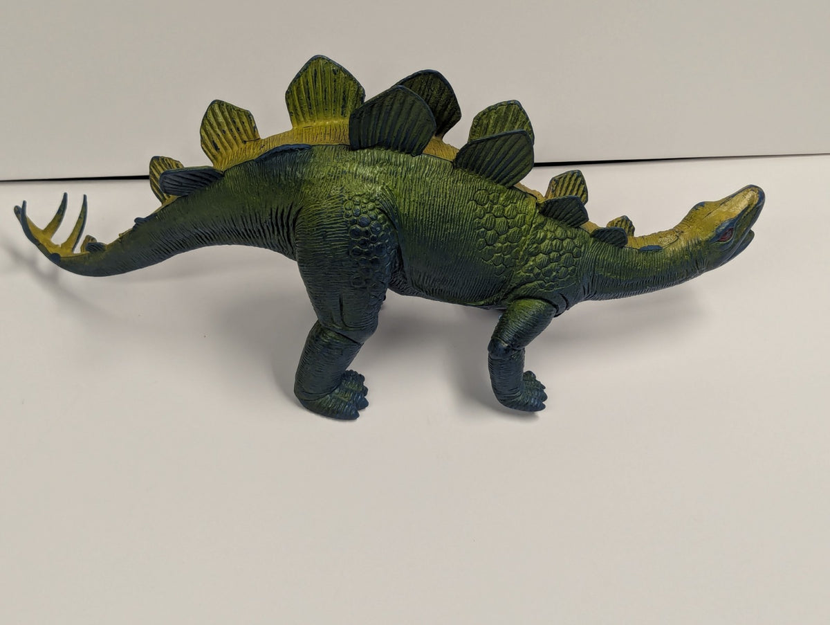 Vintage 1986 Dor Mei Stegosaurus Dinosaur Rubber/Plastic Toy Figure 15"