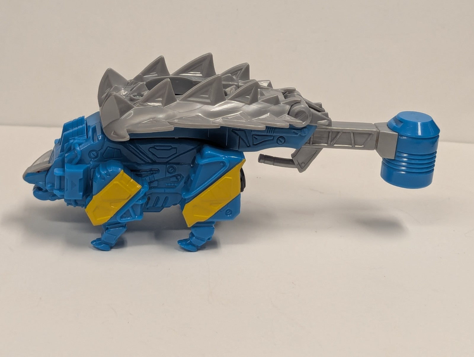 2013 Power Rangers Dino Charge Ankylo Zord Ankydon Ankylosaurus Kyoryuger DX