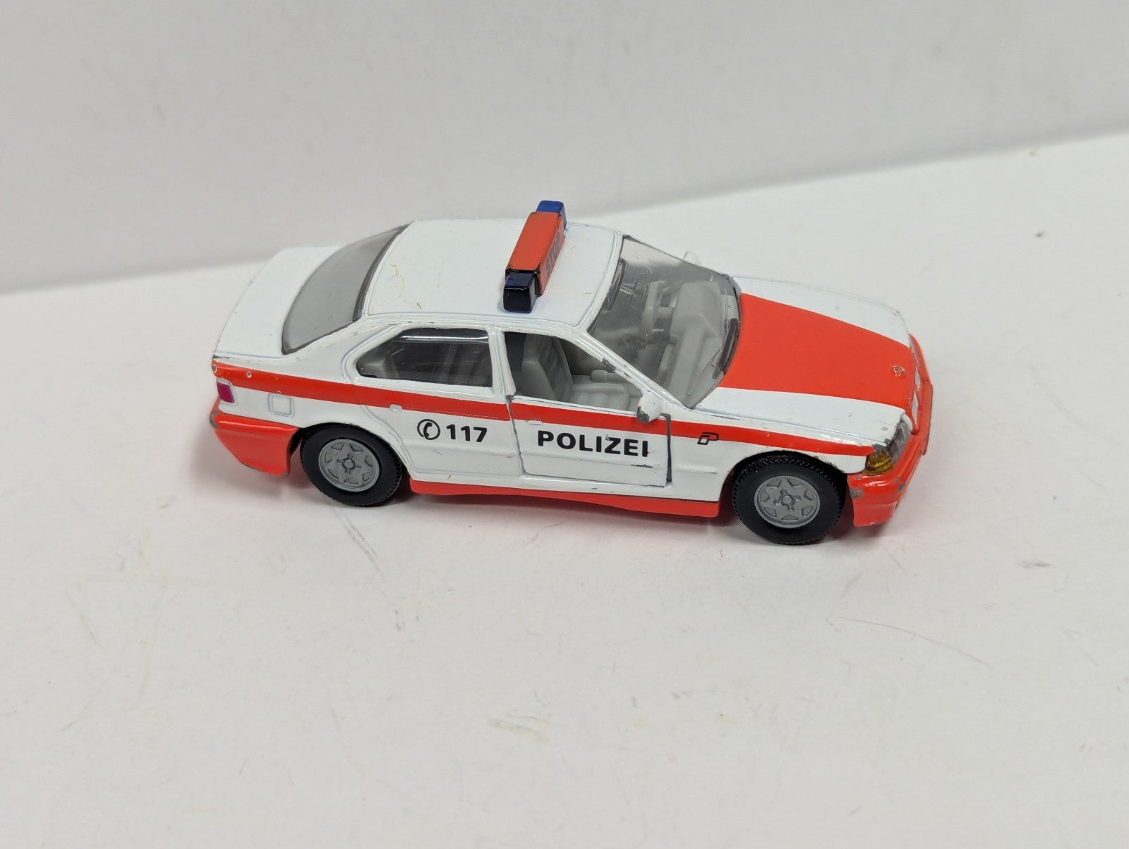 Siku Appx 1/64 Scale BMW 320i Polizei German Police Diecast Toy Car