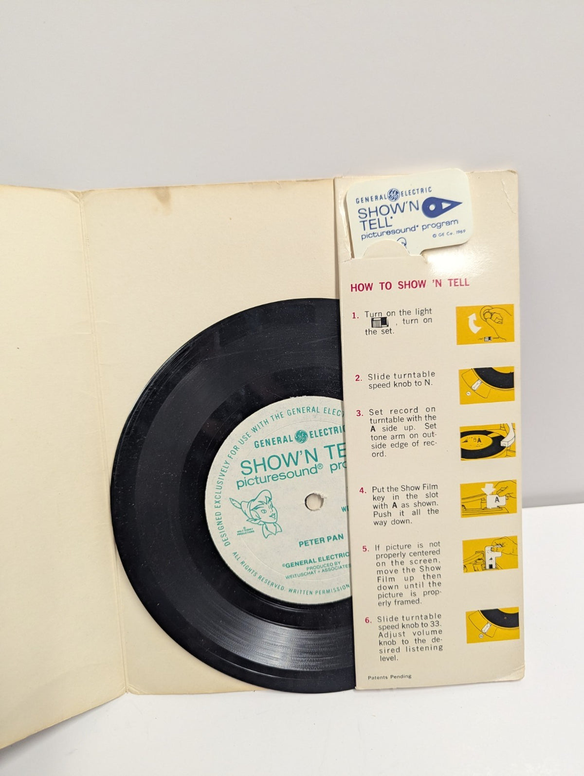 Vintage GE Show'n Tell Picturesound Program Peter Pan