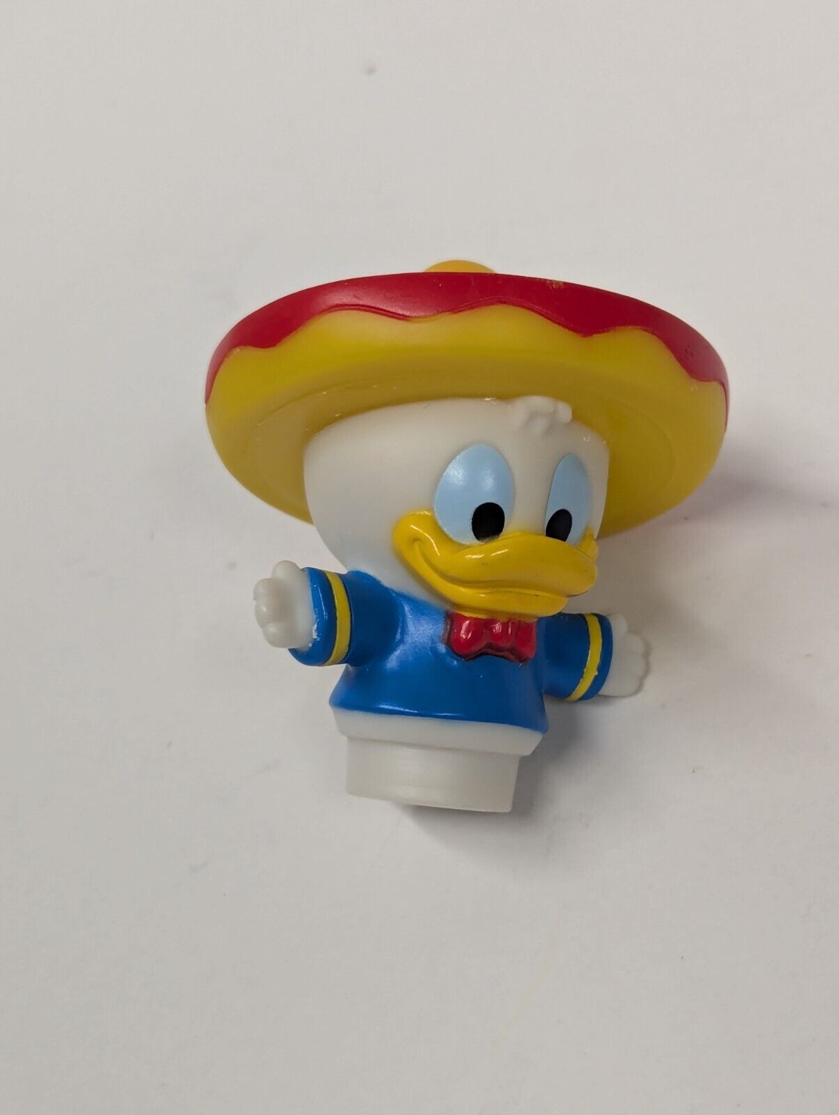 Tokyo Disneyland It’s A Small World Boat Bath Toy 4 Figures with Bag