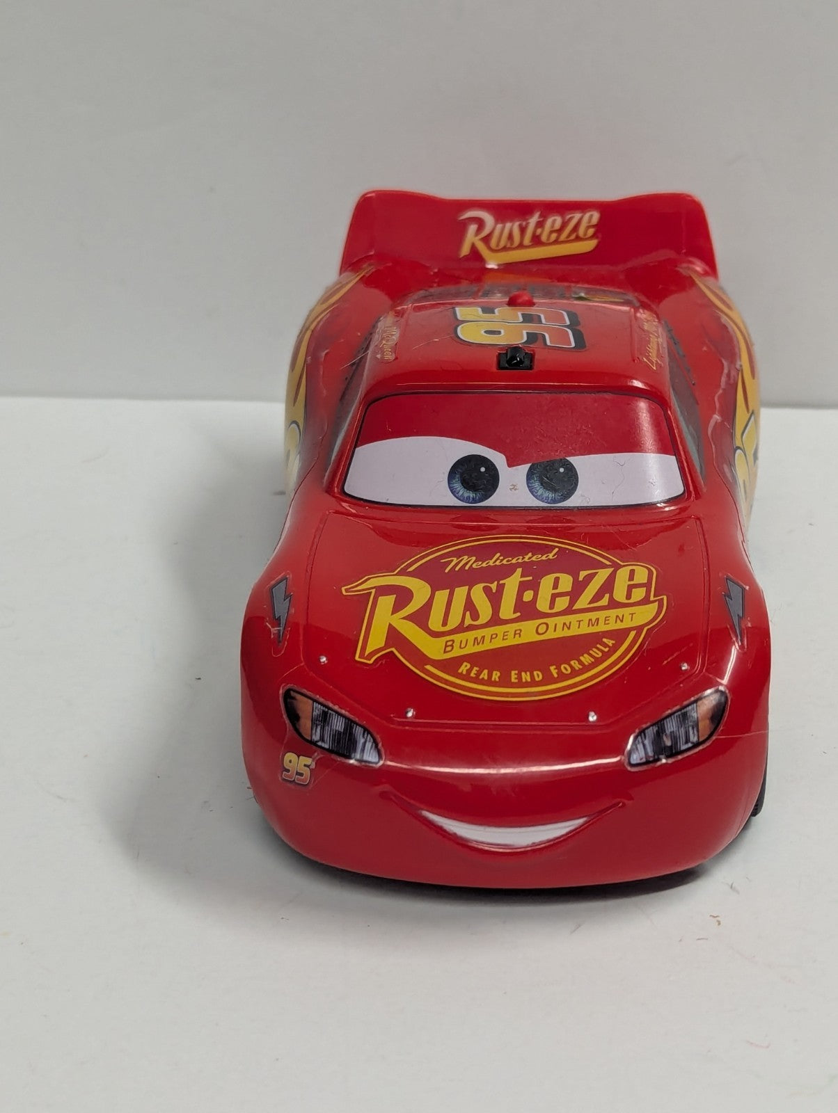 Cars 3 Lightning McQueen Crazy Crash And Smash RC Car Thinkway Toys No Remote