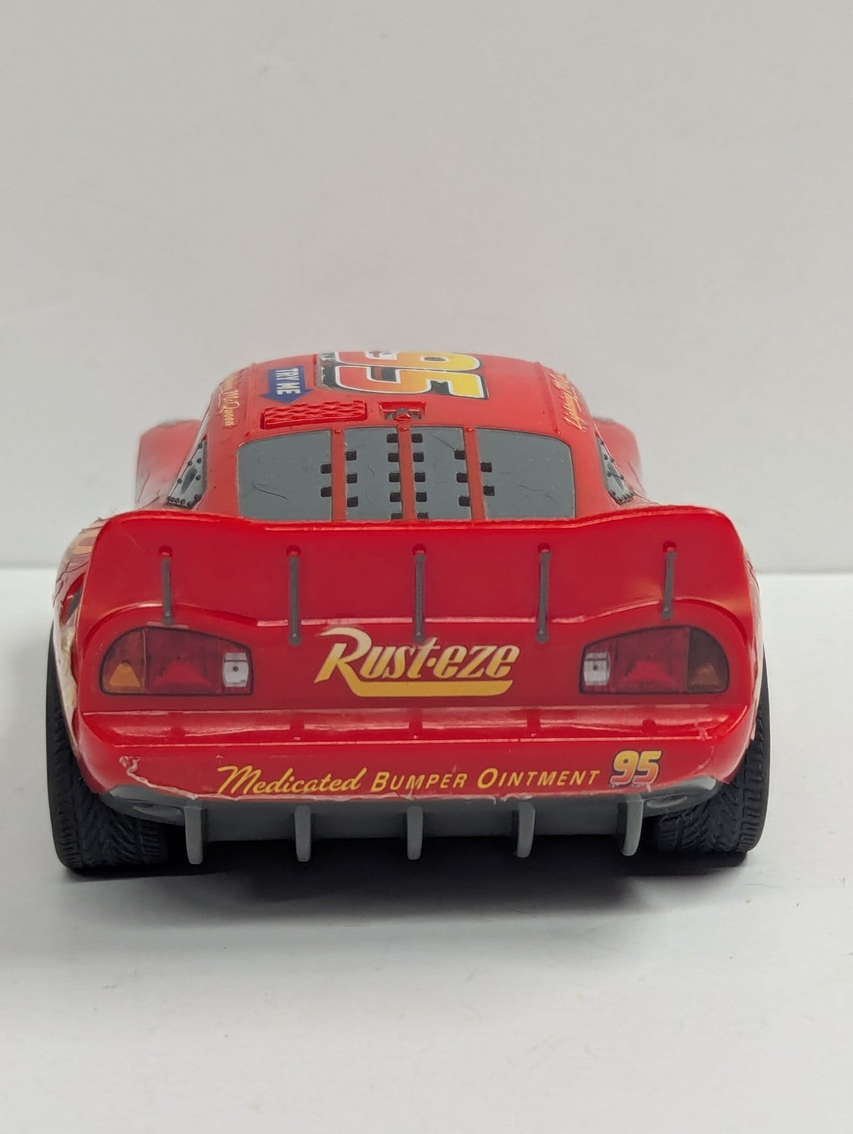 Disney Pixar Cars Lightning McQueen Thinkway Toys Light Up Eyes Move