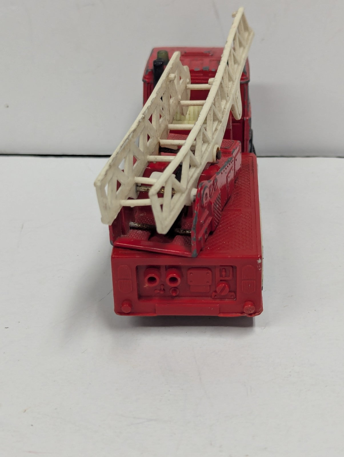 1988 MATCHBOX SUPER KINGS FIRE TRUCK 201 - LADDER RESCUE - Broken Ladder See Pic