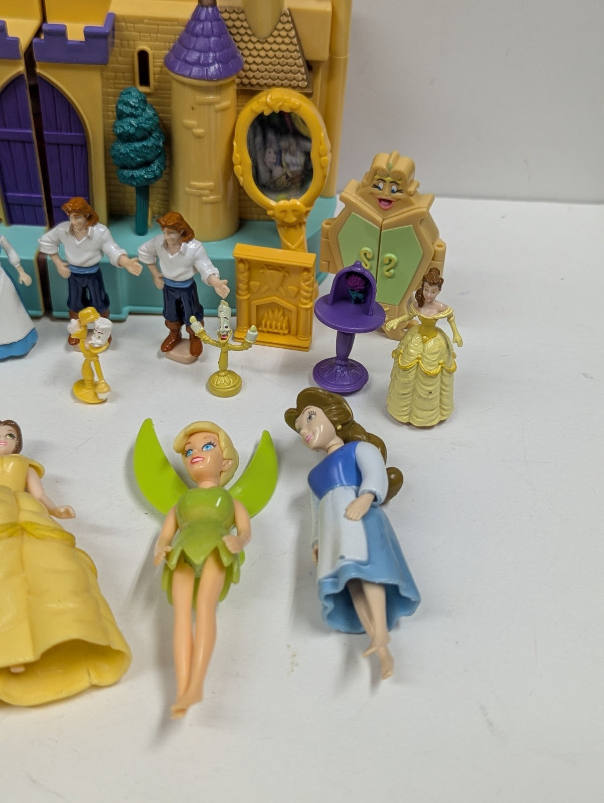 2002 Hasbro Beauty and the Beast Glowing Mirror Castle Playset Loose As is