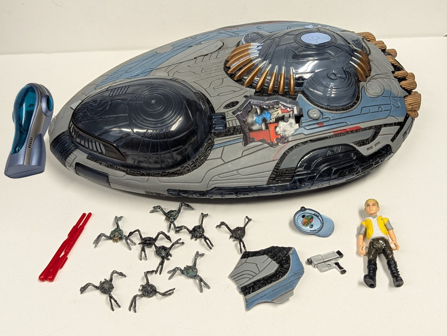 Vintage 1997 Trendmasters Lost In Space Jupiter 2 Figure & Toy Lot