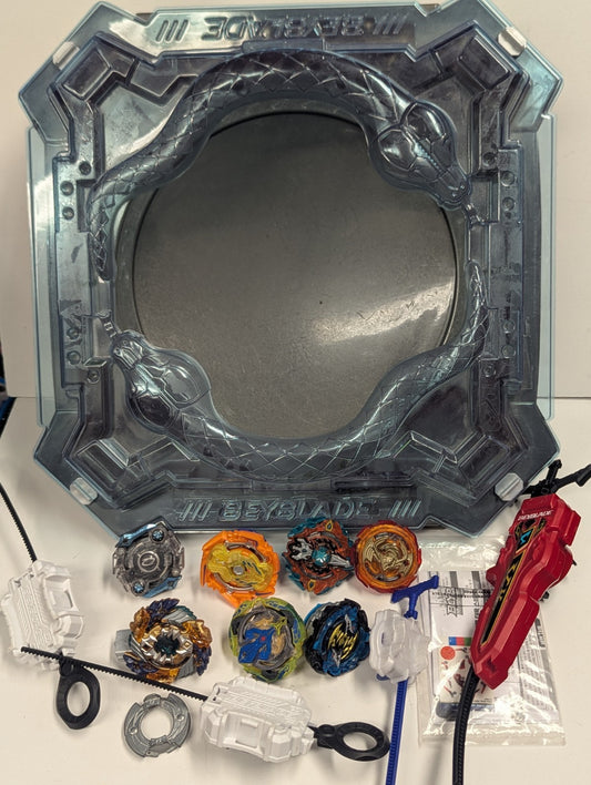 Beyblade Burst Evolution Shadow Snake Pit Arena with 7 Beyblades RARE LOT