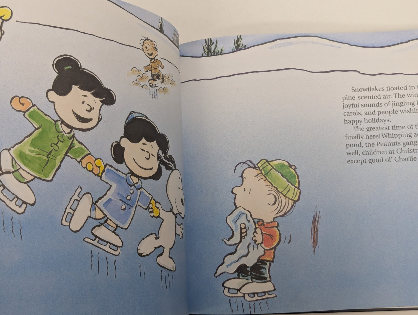 Peanuts Holidays Through the Year : Five Classic Stories by Charles Schulz 