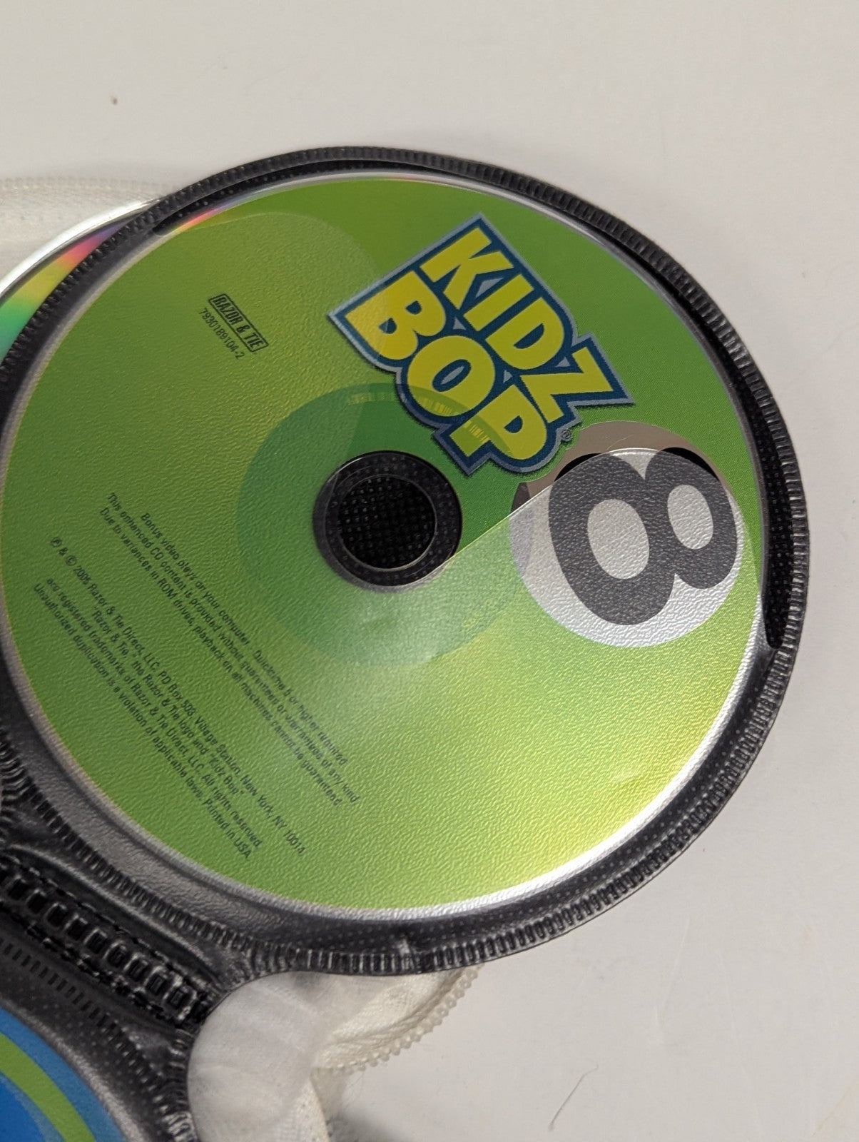 2004 Cat Head CD Case by FaceCase Retro Y2K Storage Holder with 13 CD's Kidz Bop