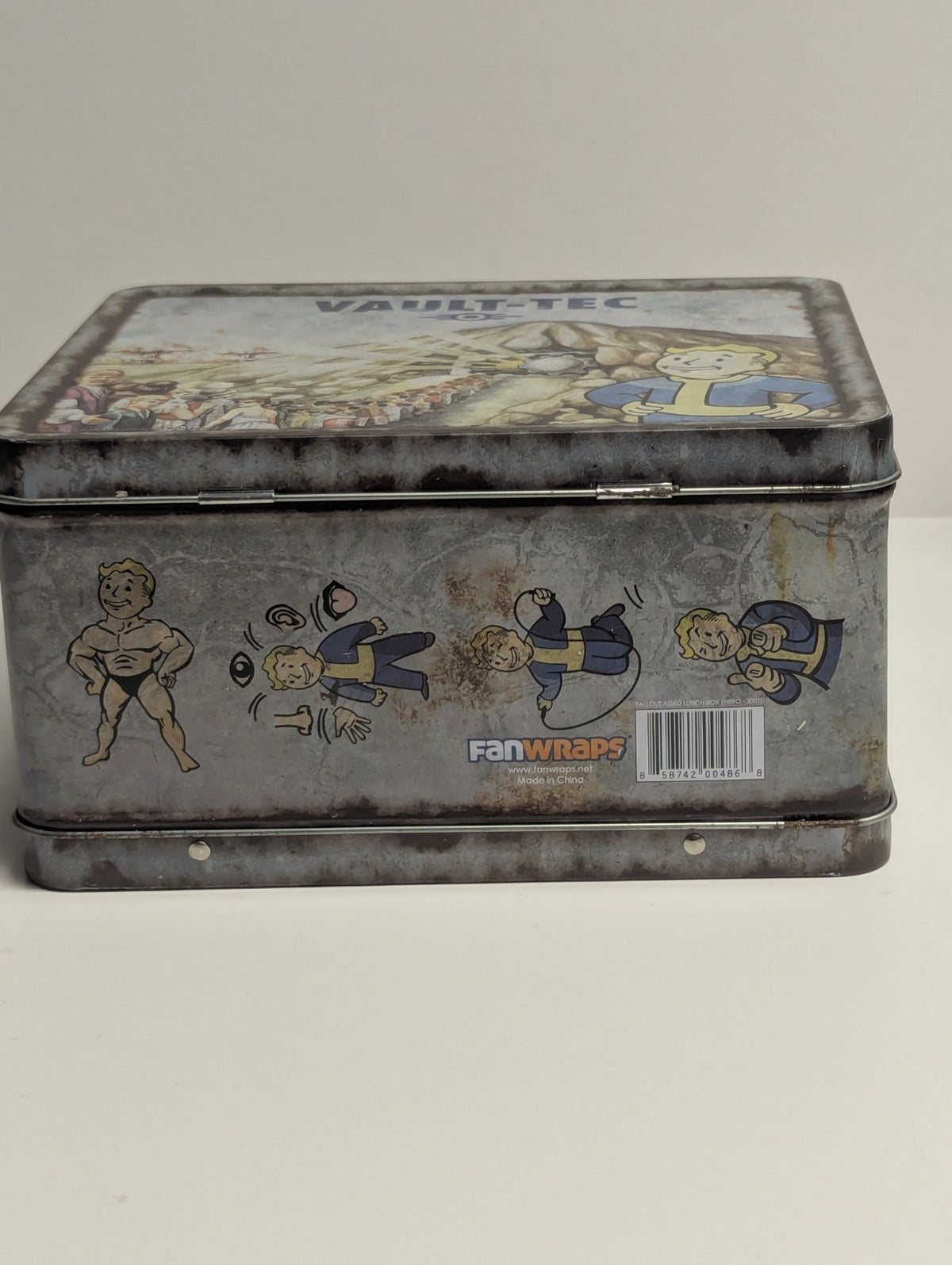 Fallout 3 Collectors Vault-Tec "Weathered" Tin Lunchbox Fanwraps No Contents