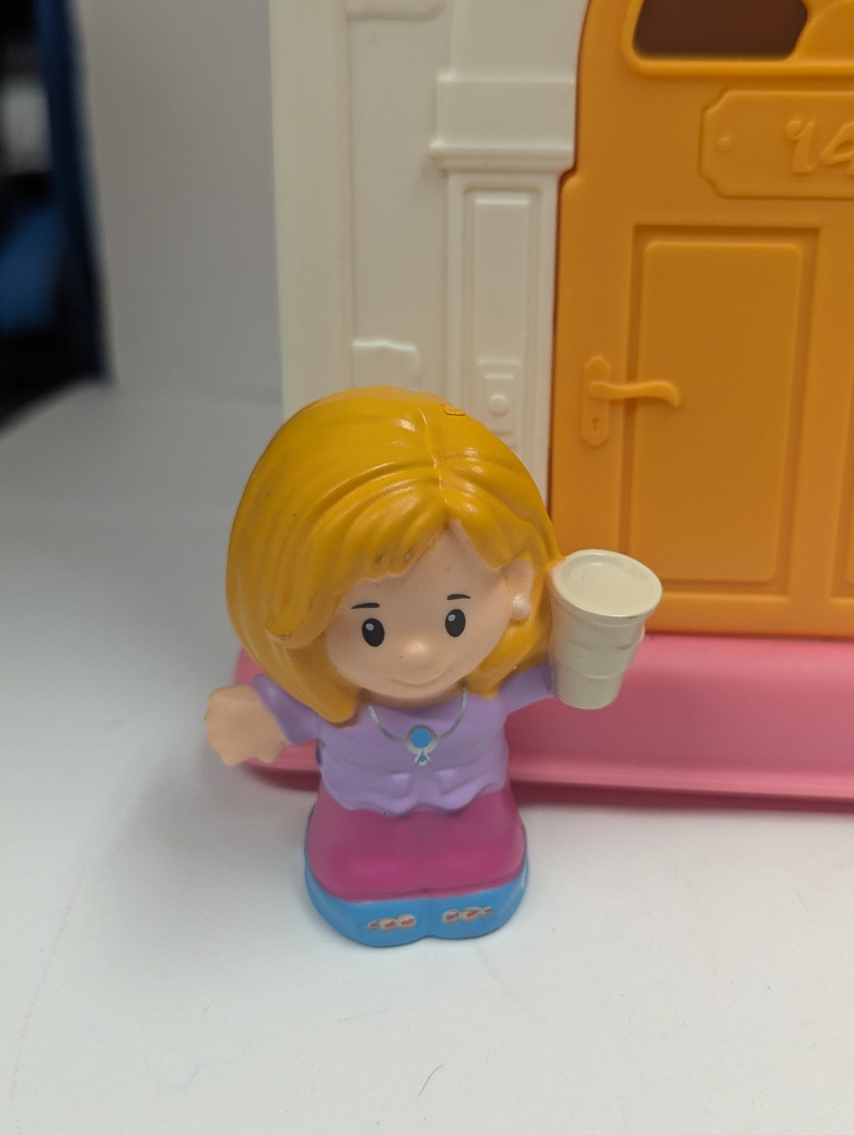 Fisher Price Little People Surprise & Sounds Home Pink Doll House Working Tested