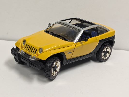 1999 Matchbox Jeep Jeepster Concept Vehicle in Yellow Die Cast 1:18 Scale Loose