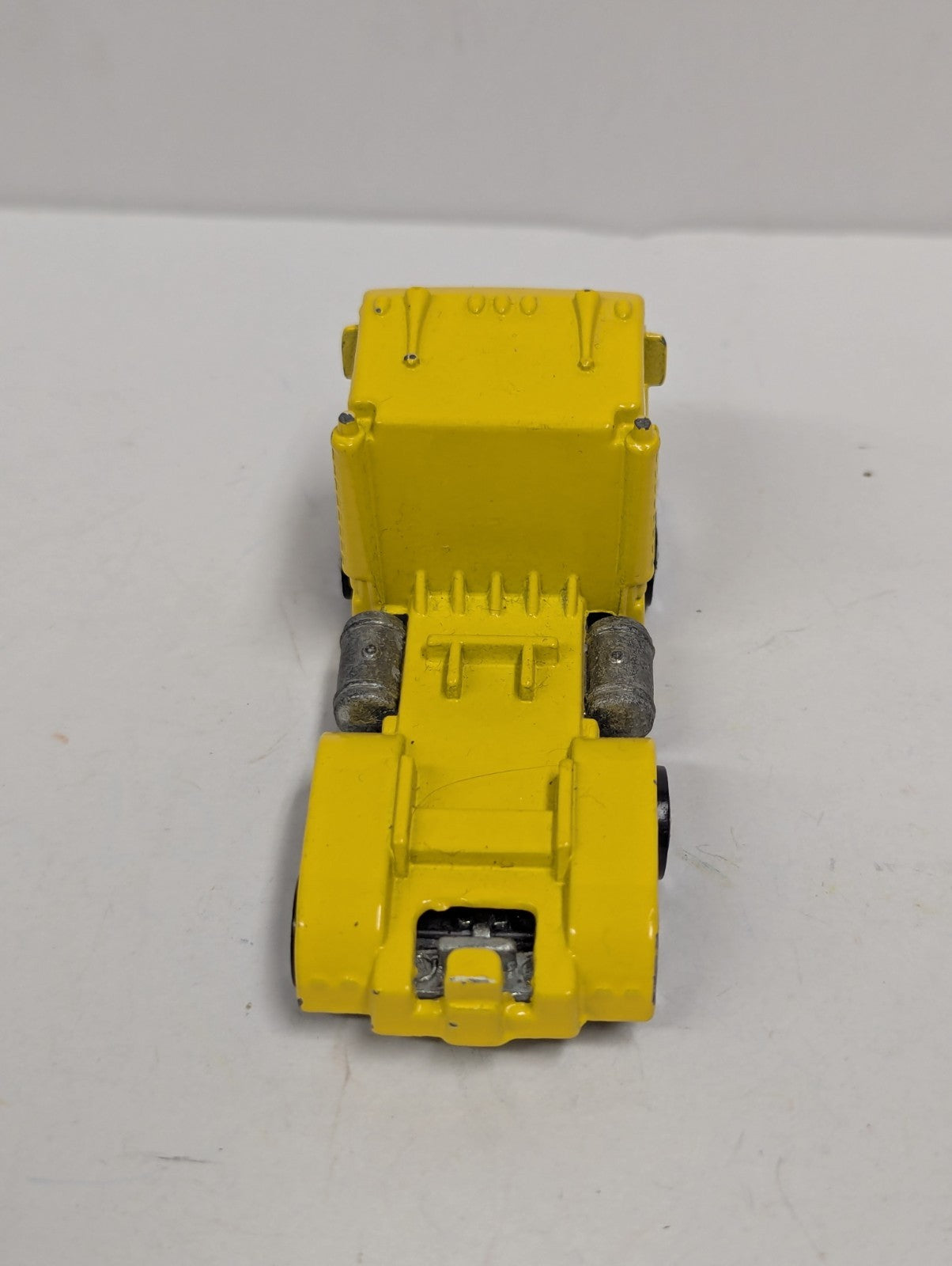 1985 Mattel Hot Wheels Yellow Wreckin' Rig Truck (Missing Ramp)