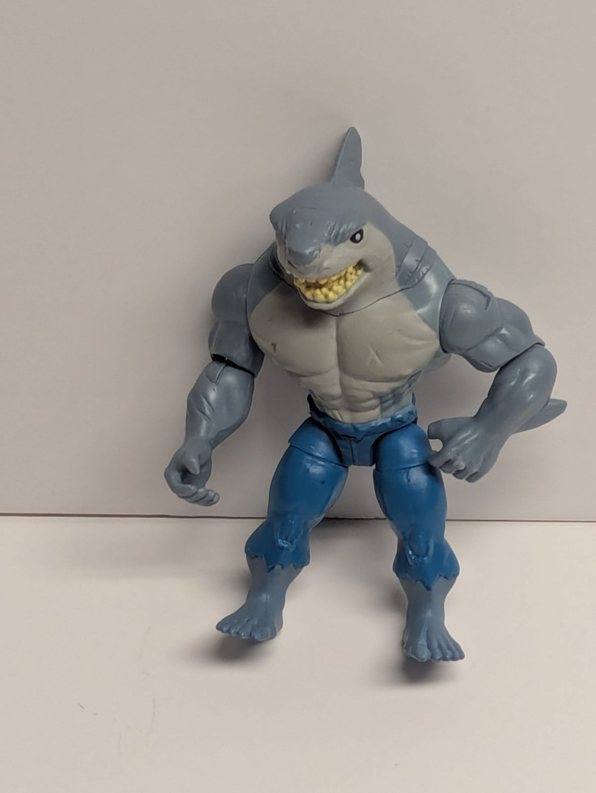 2020 Spin Master  DC Batman Caped Crusader King Shark 4"