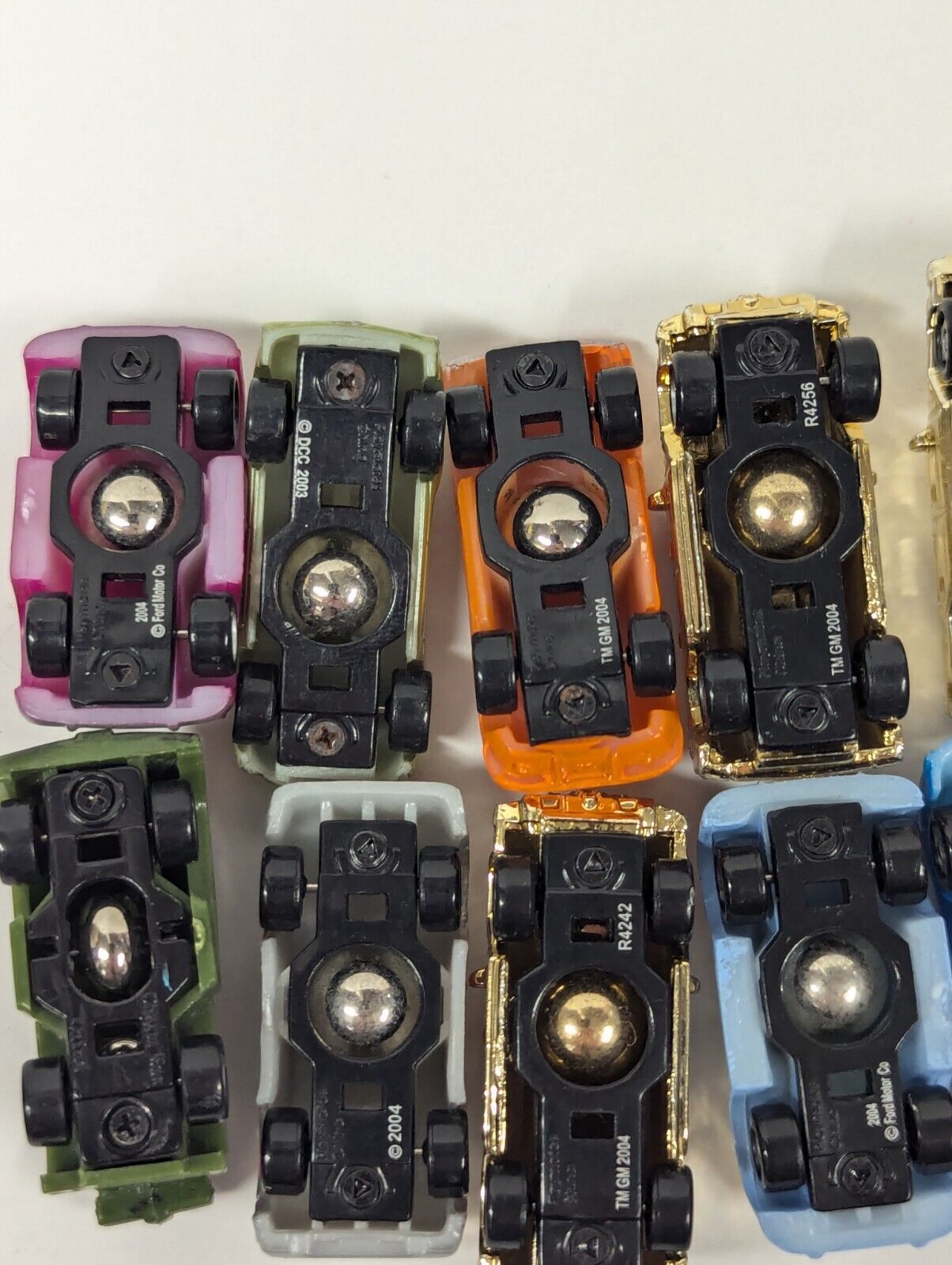 Playmates Speedeez Roller Ball Micro Mini Car/SUV Lot With 3 Gold (17 Total)