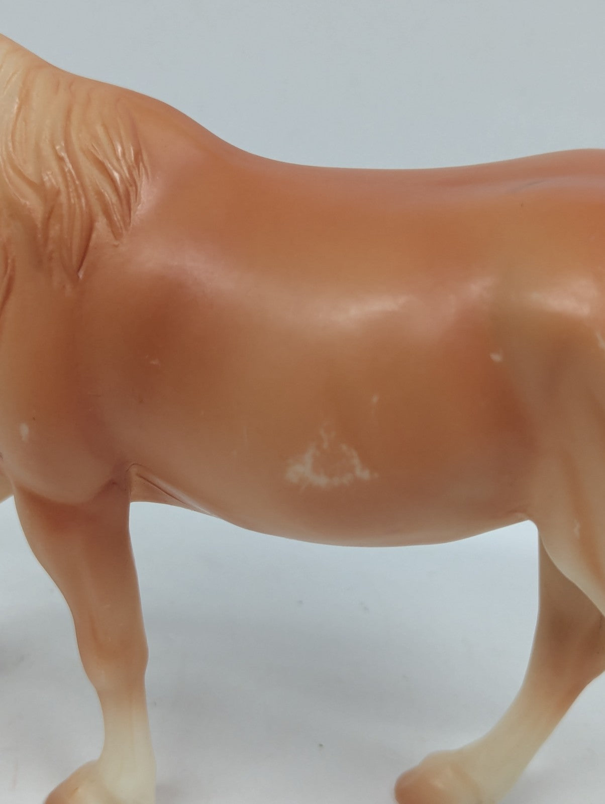 Breyer Classics Collection Horse Light Chestnut Palomino Mare #938