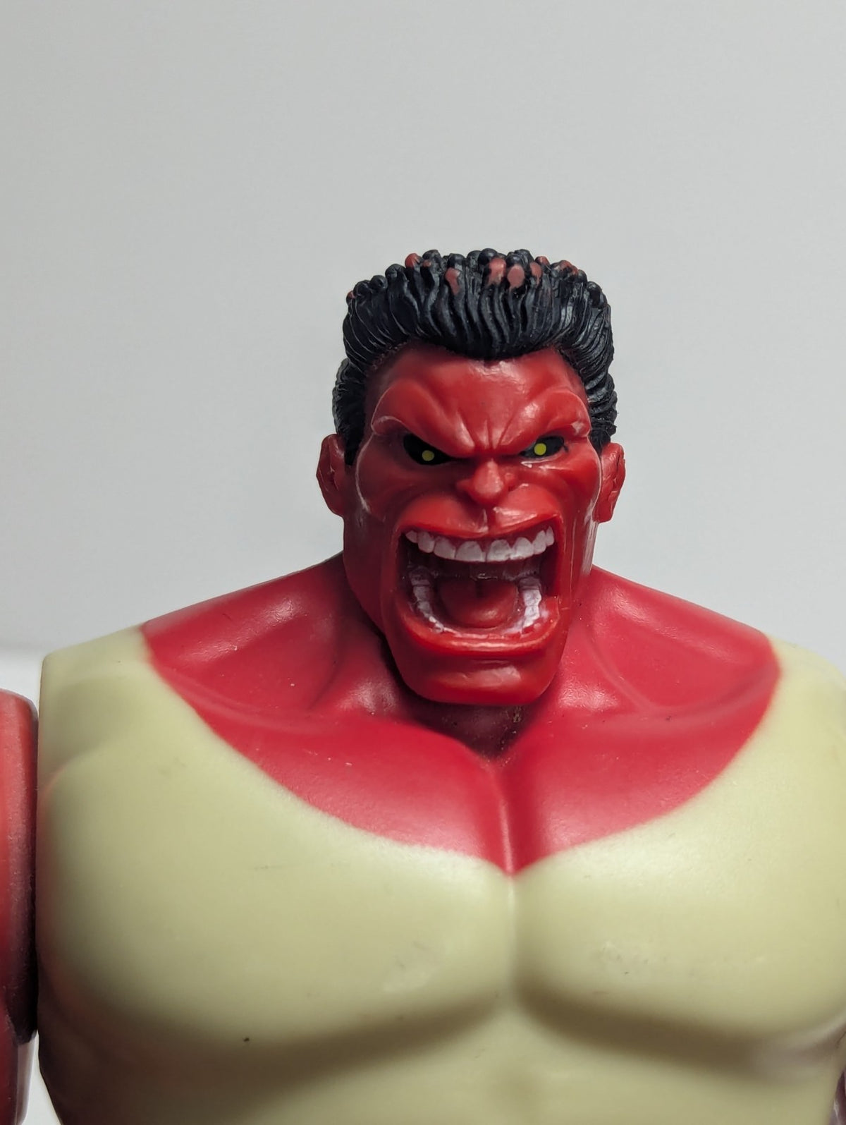 2013 Hasbro Marvel Avengers Shake 'N Smash Red Hulk Figure