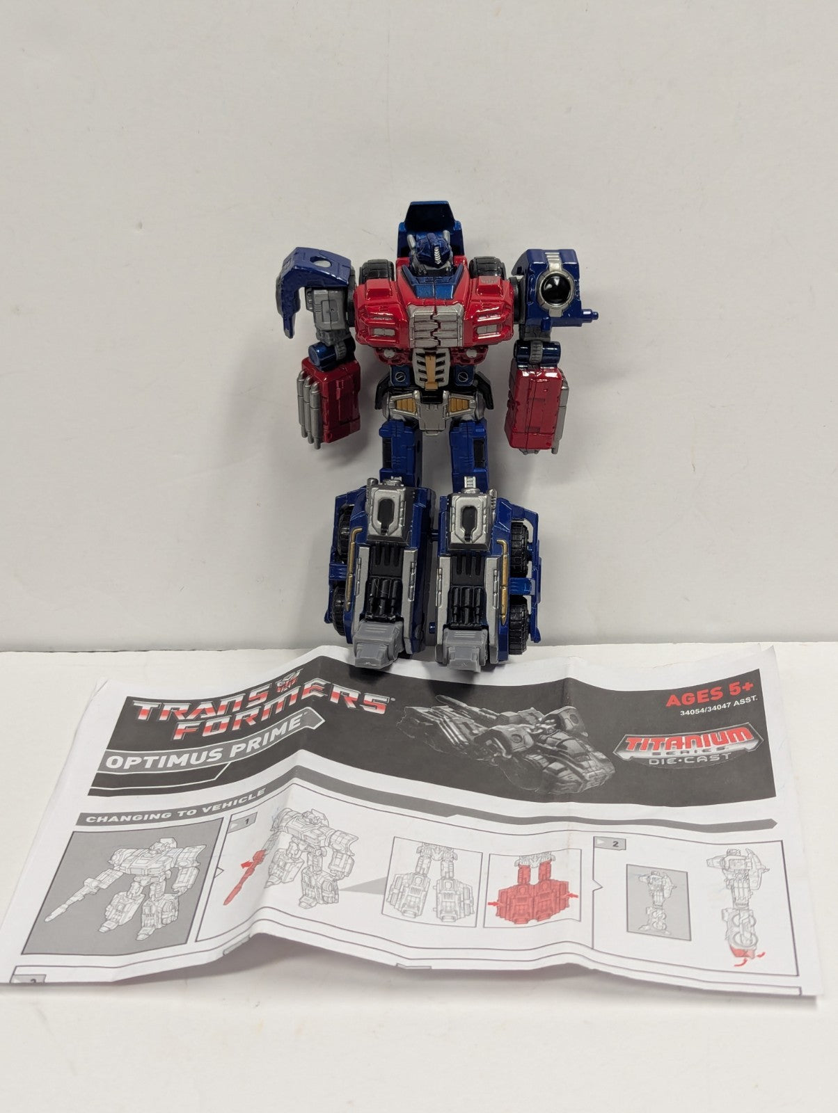 OPTIMUS PRIME Transformers TITANIUM Series Die-Cast Target Exclusive