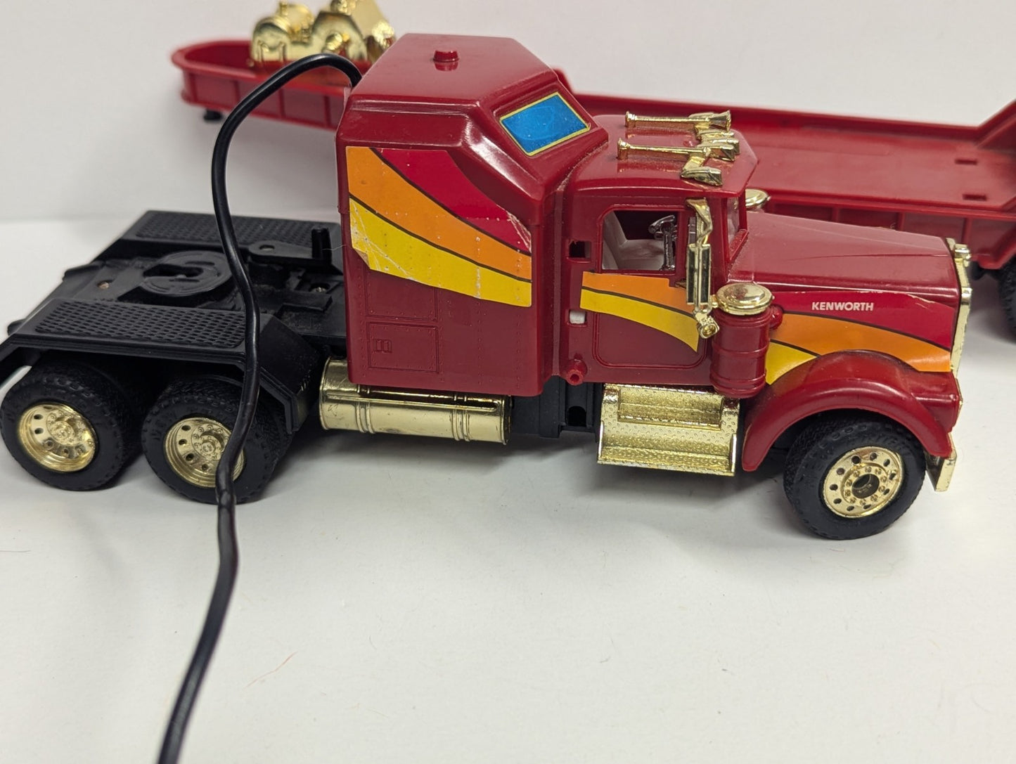 1985 Remote Control Kenworth Challenger 2 Transport Rig New Bright UNTESTED