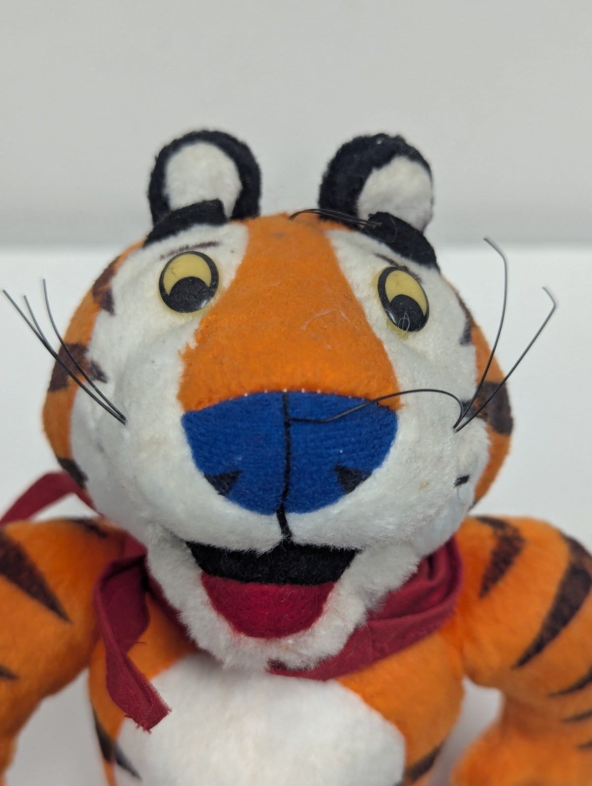1997 Kellogs Frosted Flakes Tony The Tiger Plush Stuffed 8" w/t Movable Joints