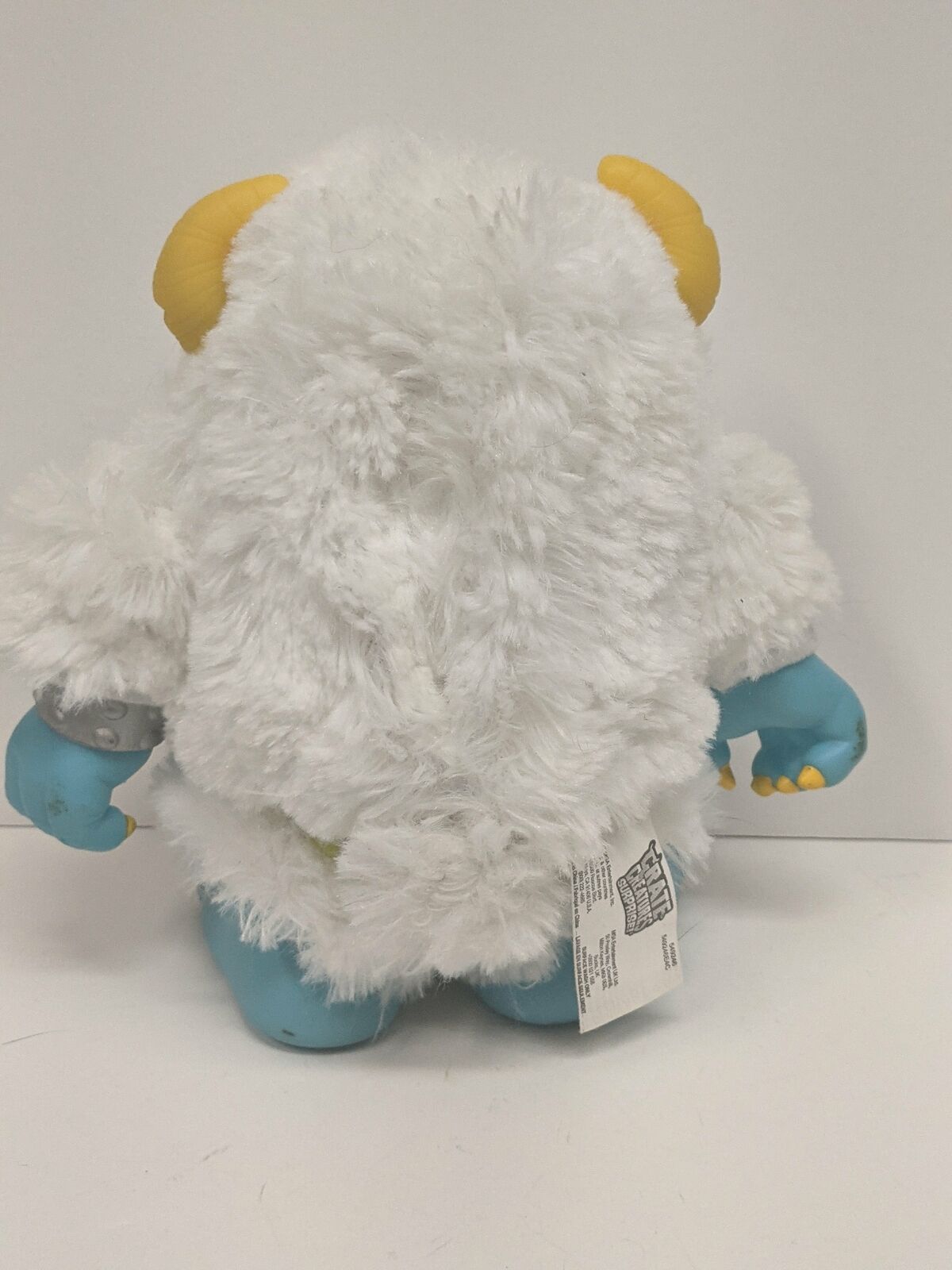 Crate Creature Surprise Blizz White Yeti Loose