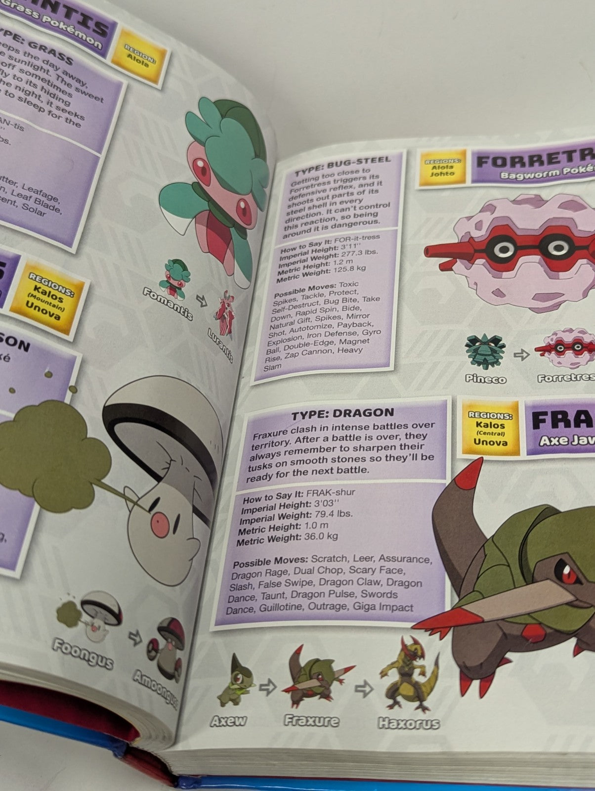 Pokemon: Super Deluxe Essential Handbook by Scholastic Barnes & Nobles Exclusive