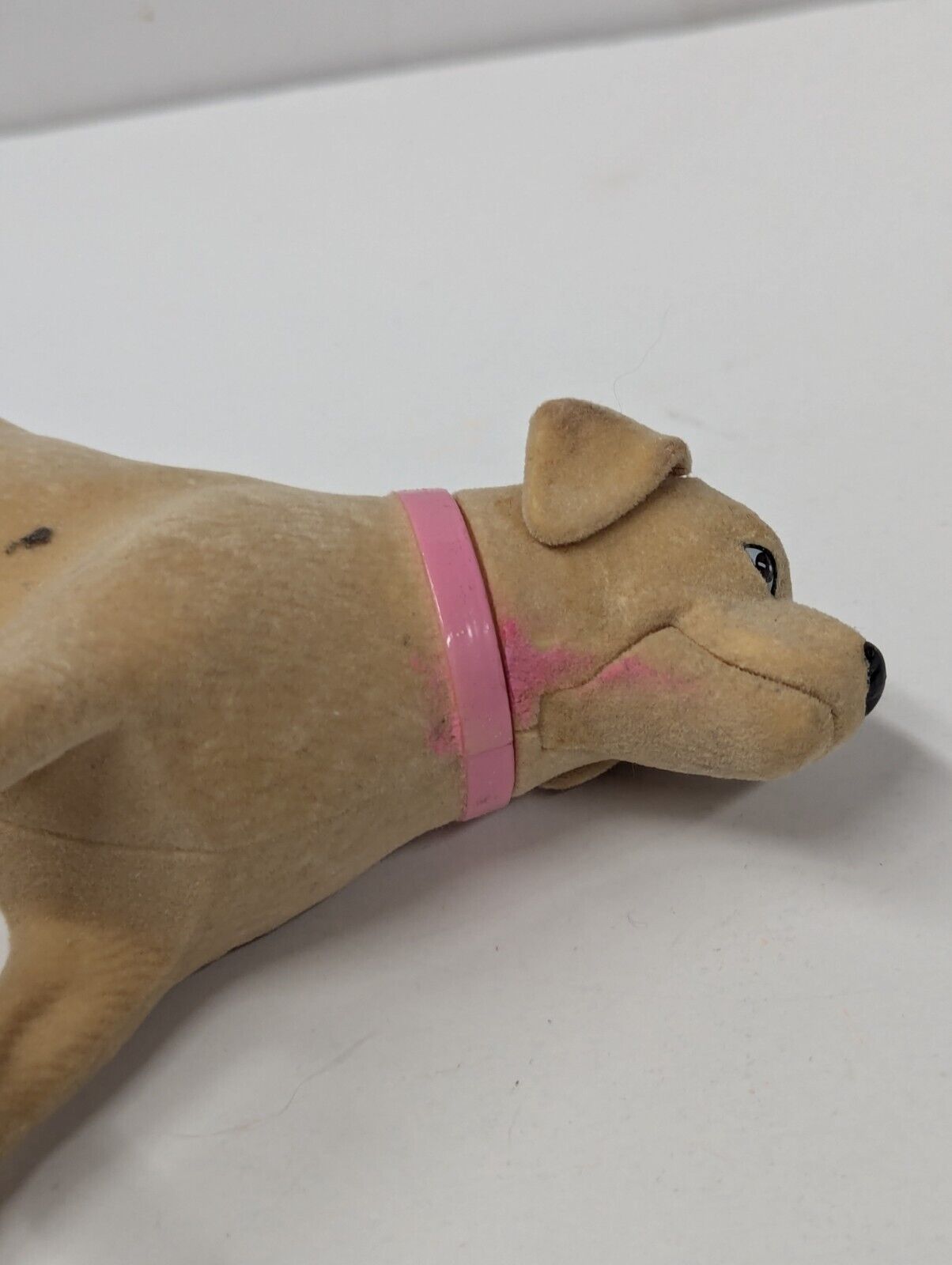 BARBIE Mattel TANNER DOG GOLDEN RETRIEVER POOPING with TRASH CAN PINK COLLAR