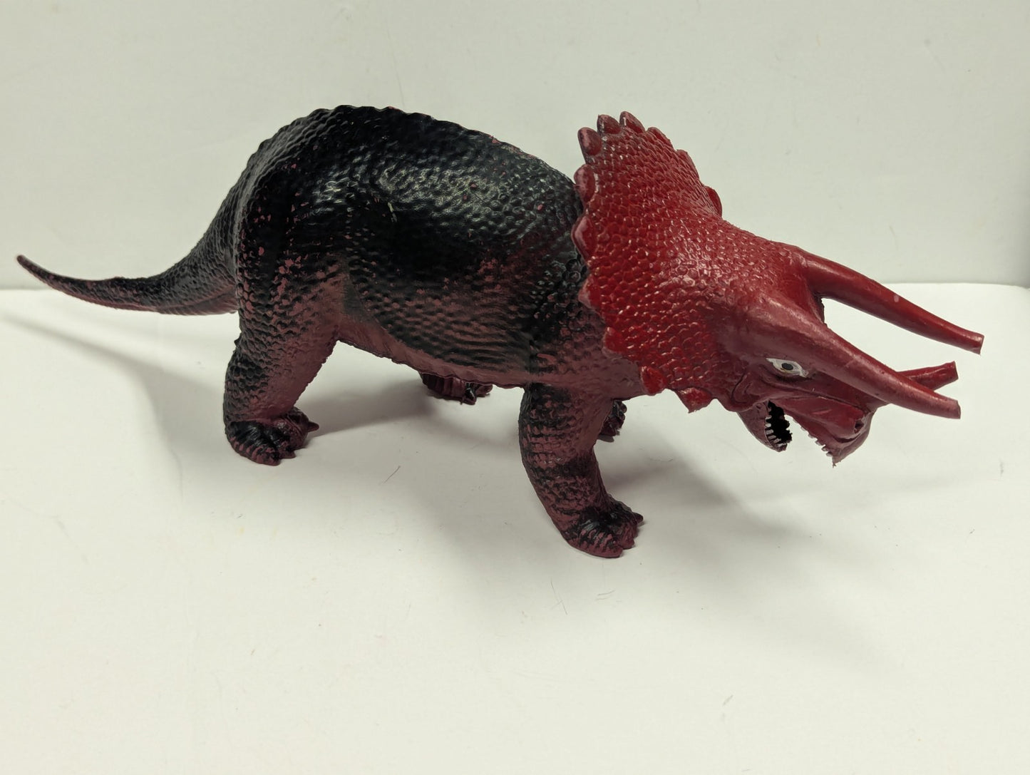 Vintage 1986 Triceratops Dinosaur Dor Mei Dormei Figure 14" Long