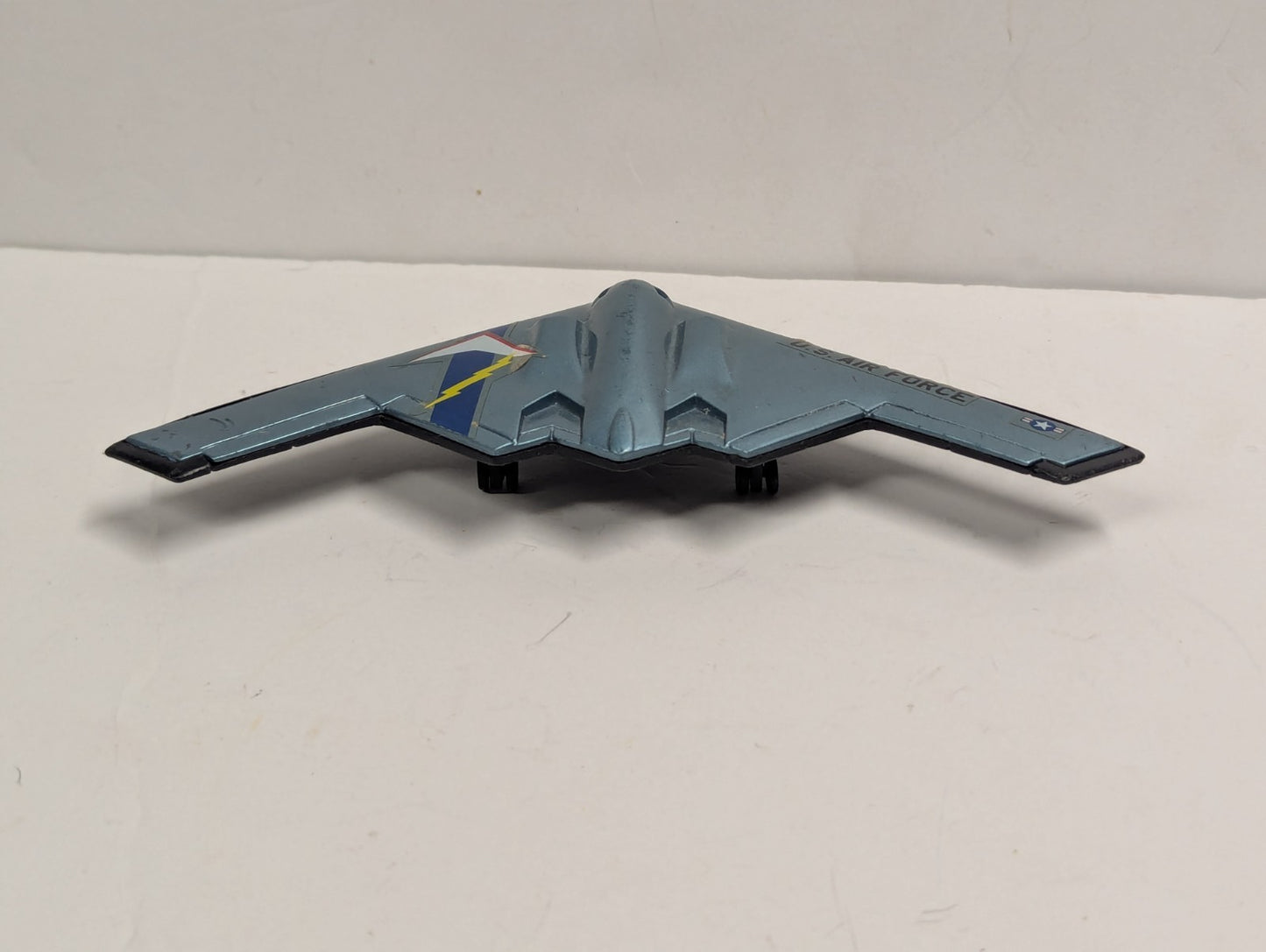 Tootsietoy 2919 1:87 Die Cast U.S.A. Air Force B-2 Stealth Bomber Aircraft