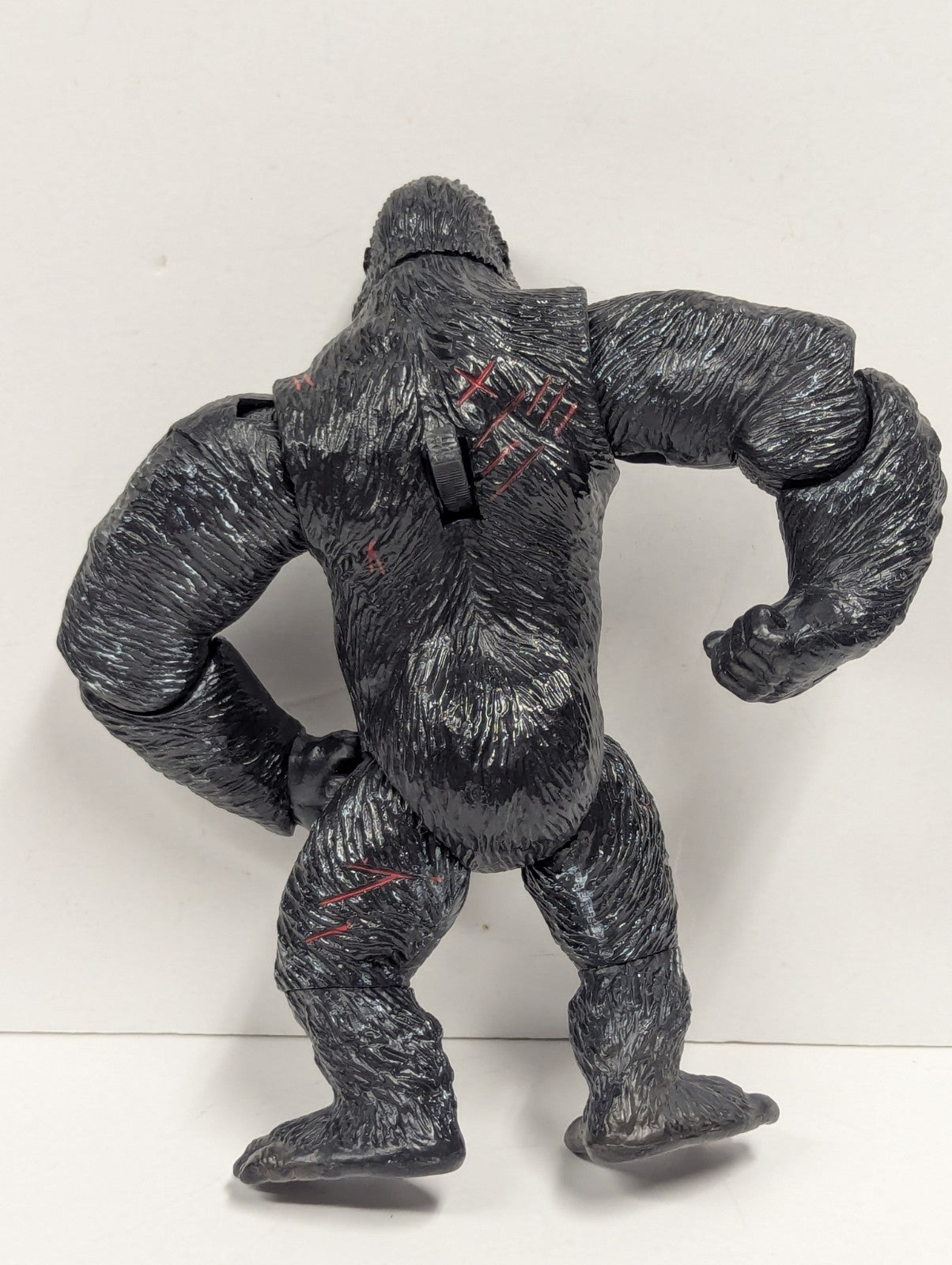 2005 King Kong Battle Damage Spring Torso Action Figure